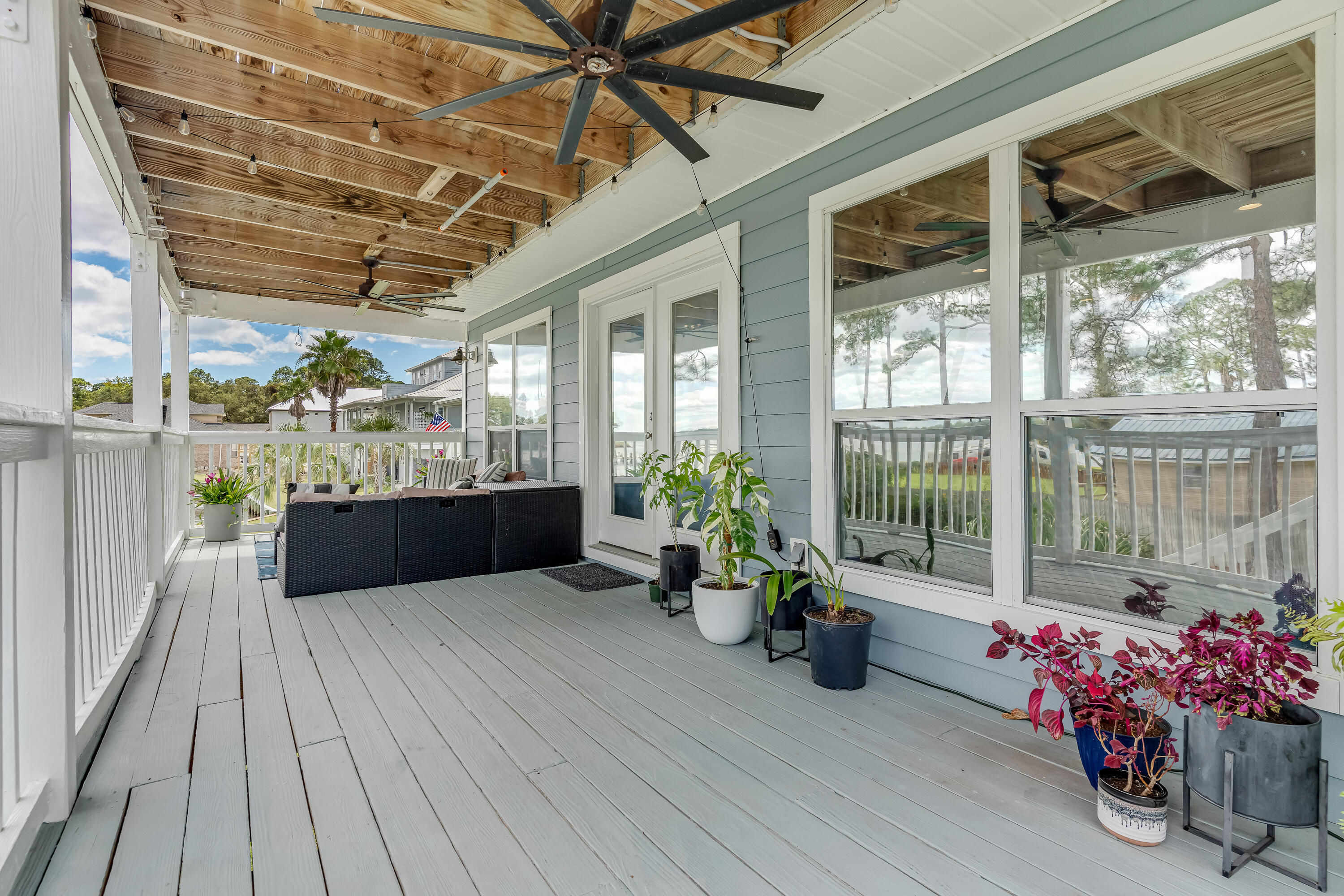PINECREST - Residential