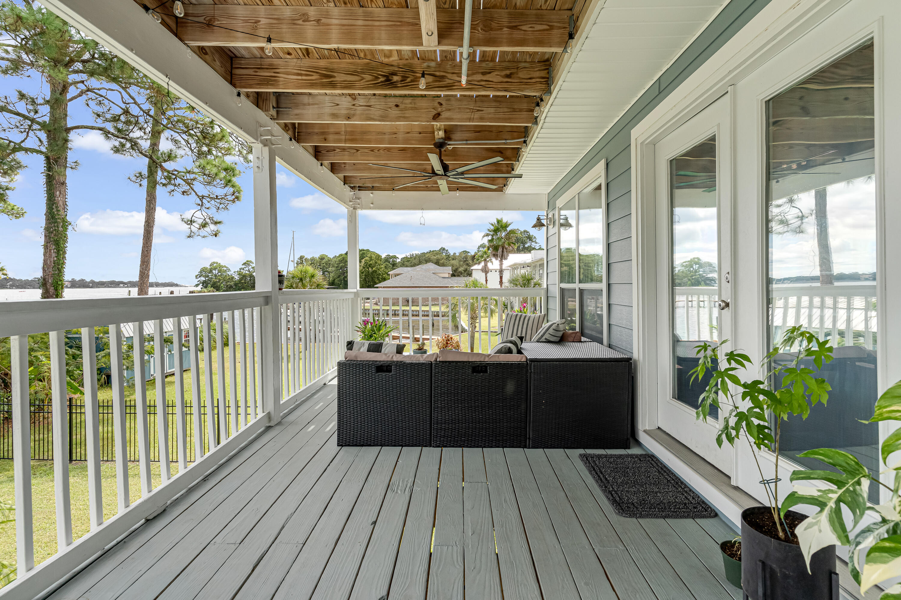 PINECREST - Residential