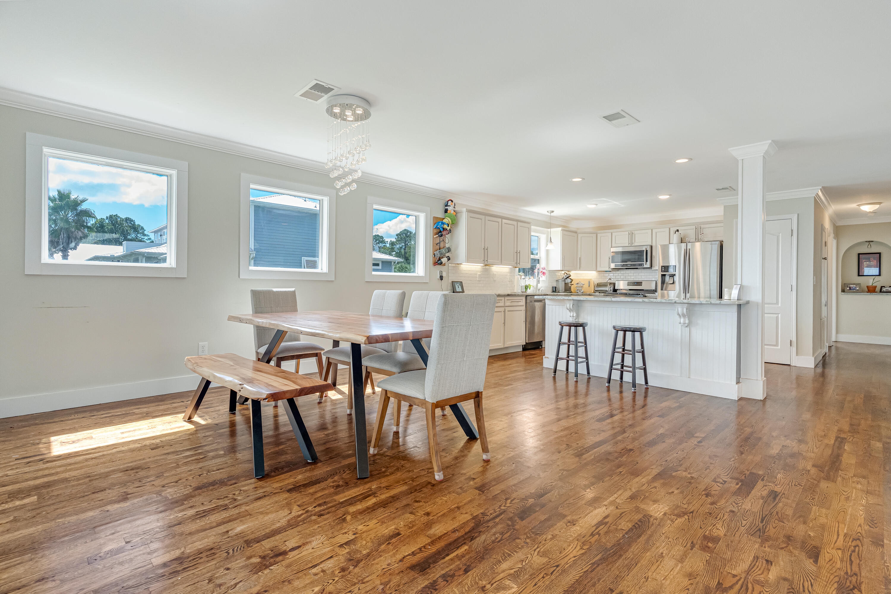 PINECREST - Residential