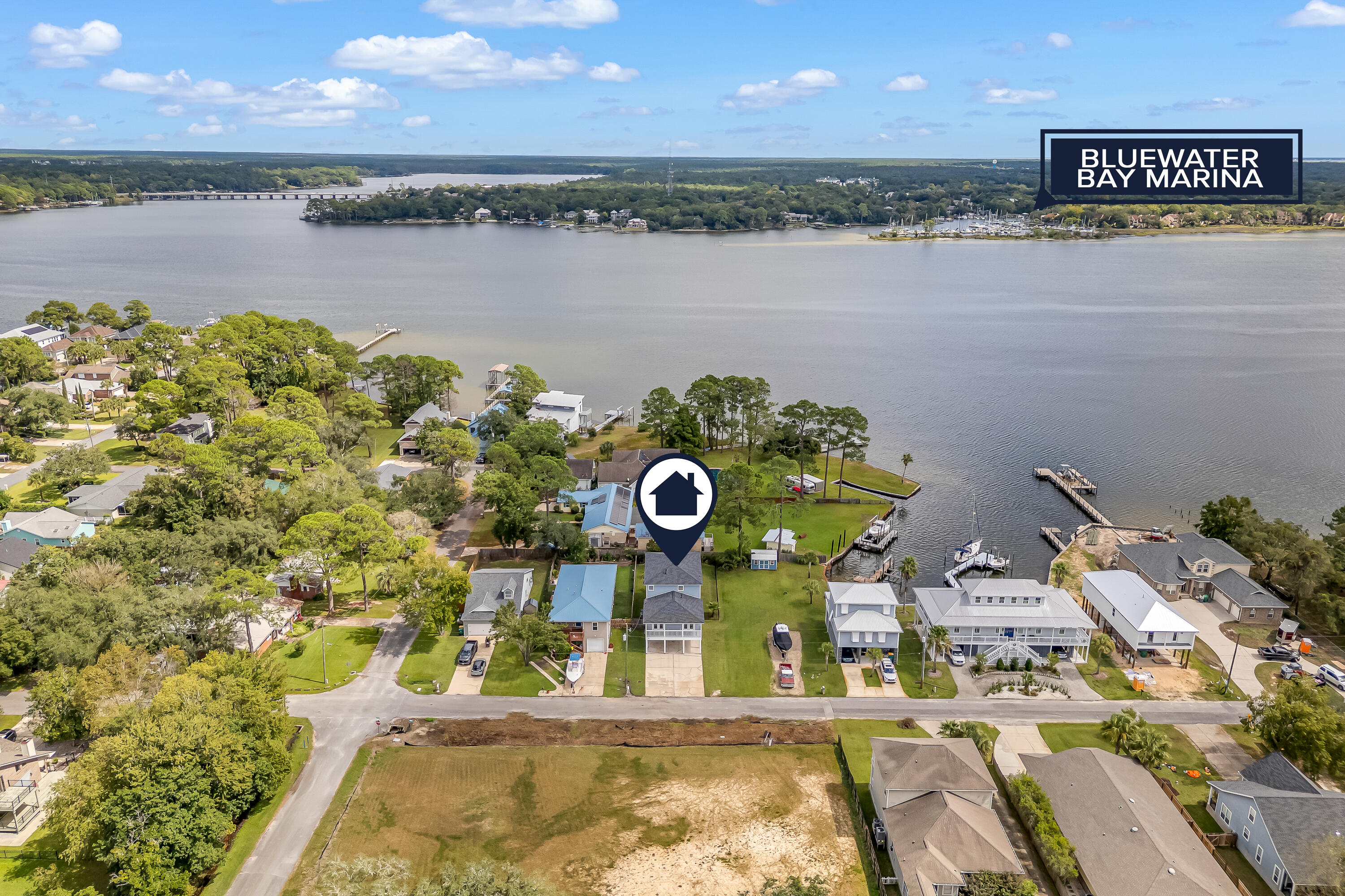 PINECREST - Residential