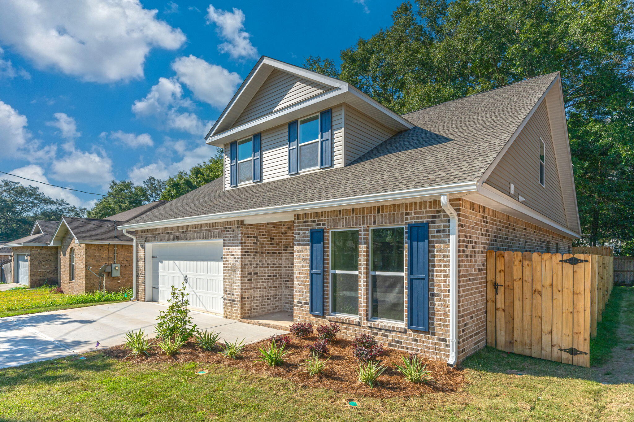 PINECREST ADD 2 - Residential
