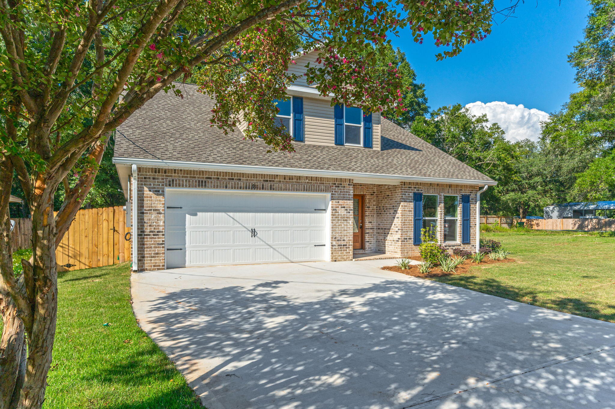 PINECREST ADD 2 - Residential