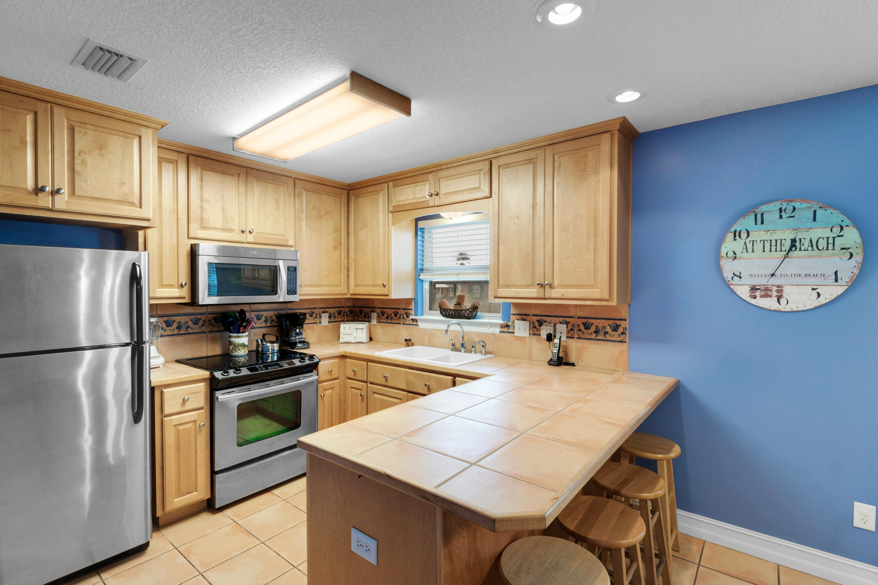 SUNSET VILLAS - Residential