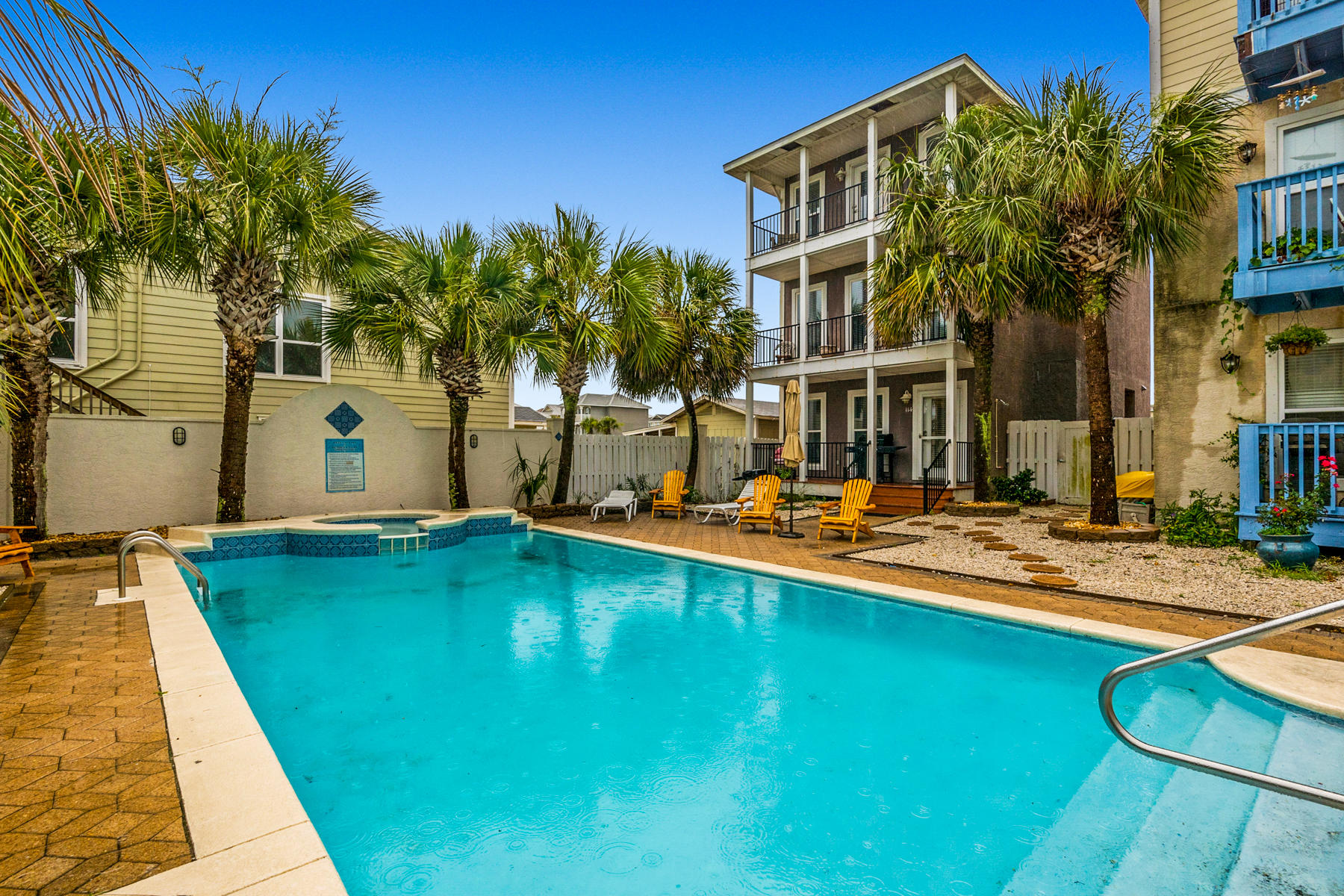SUNSET VILLAS - Residential