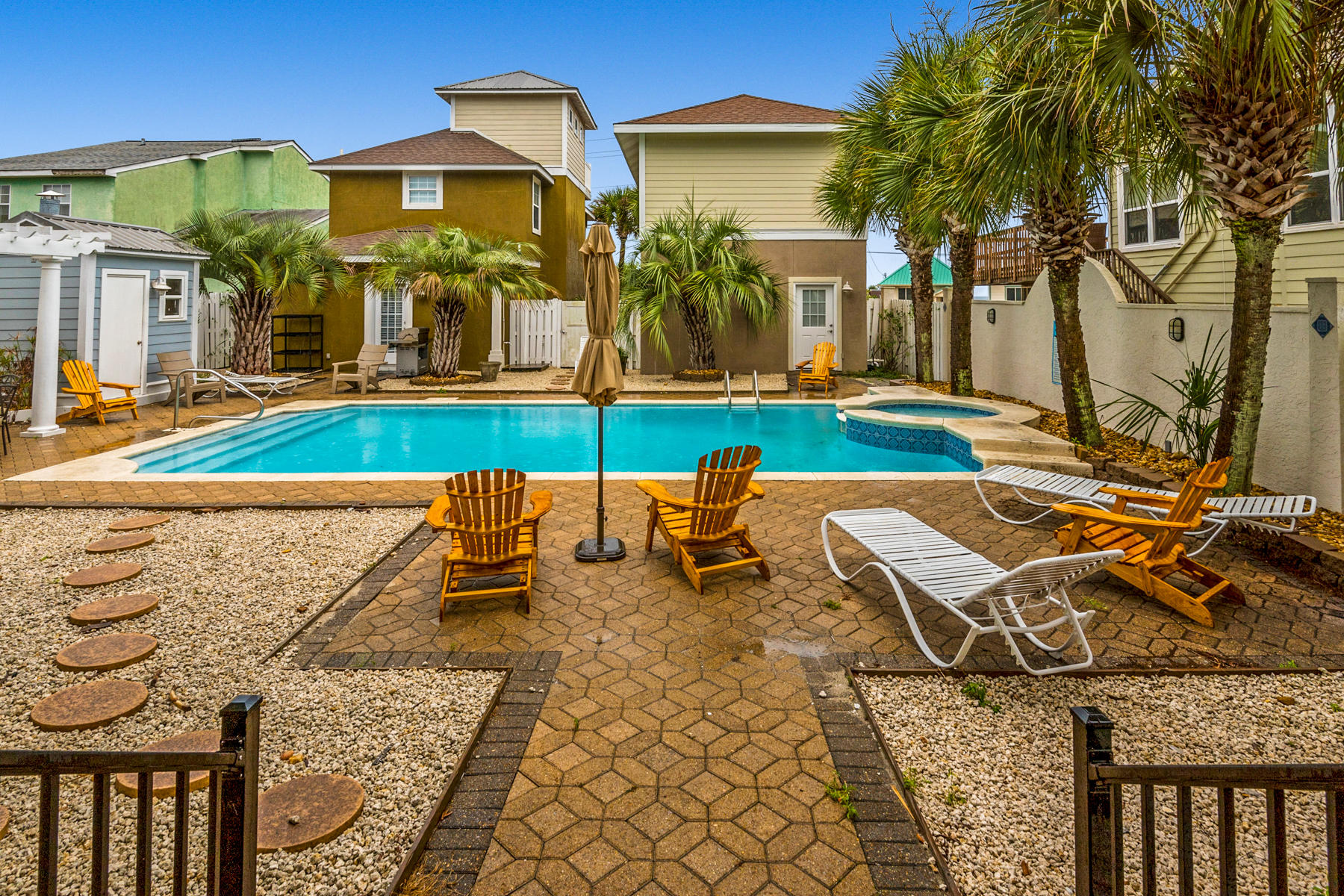 SUNSET VILLAS - Residential