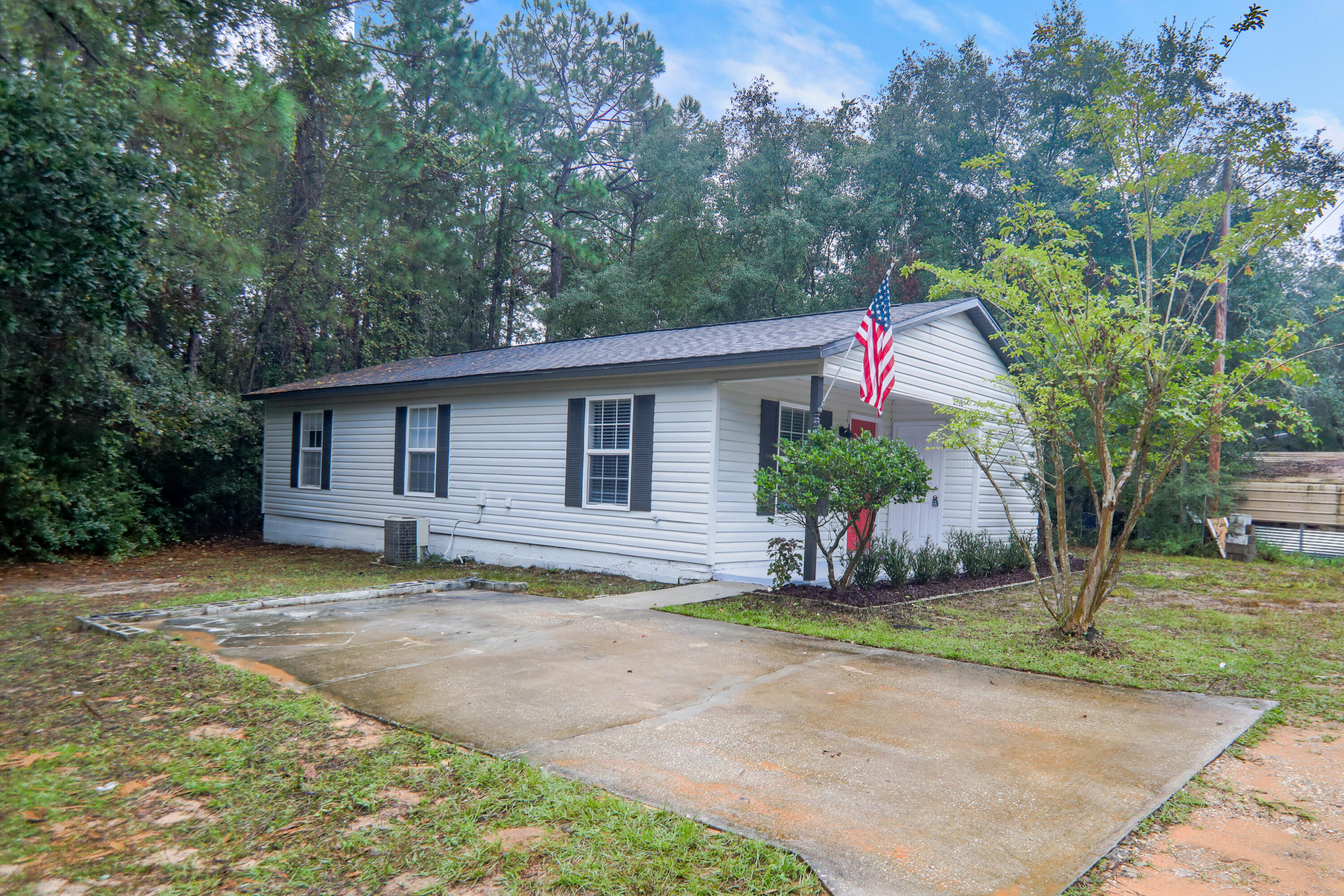 LEGEND POINTE ESTATES - Residential