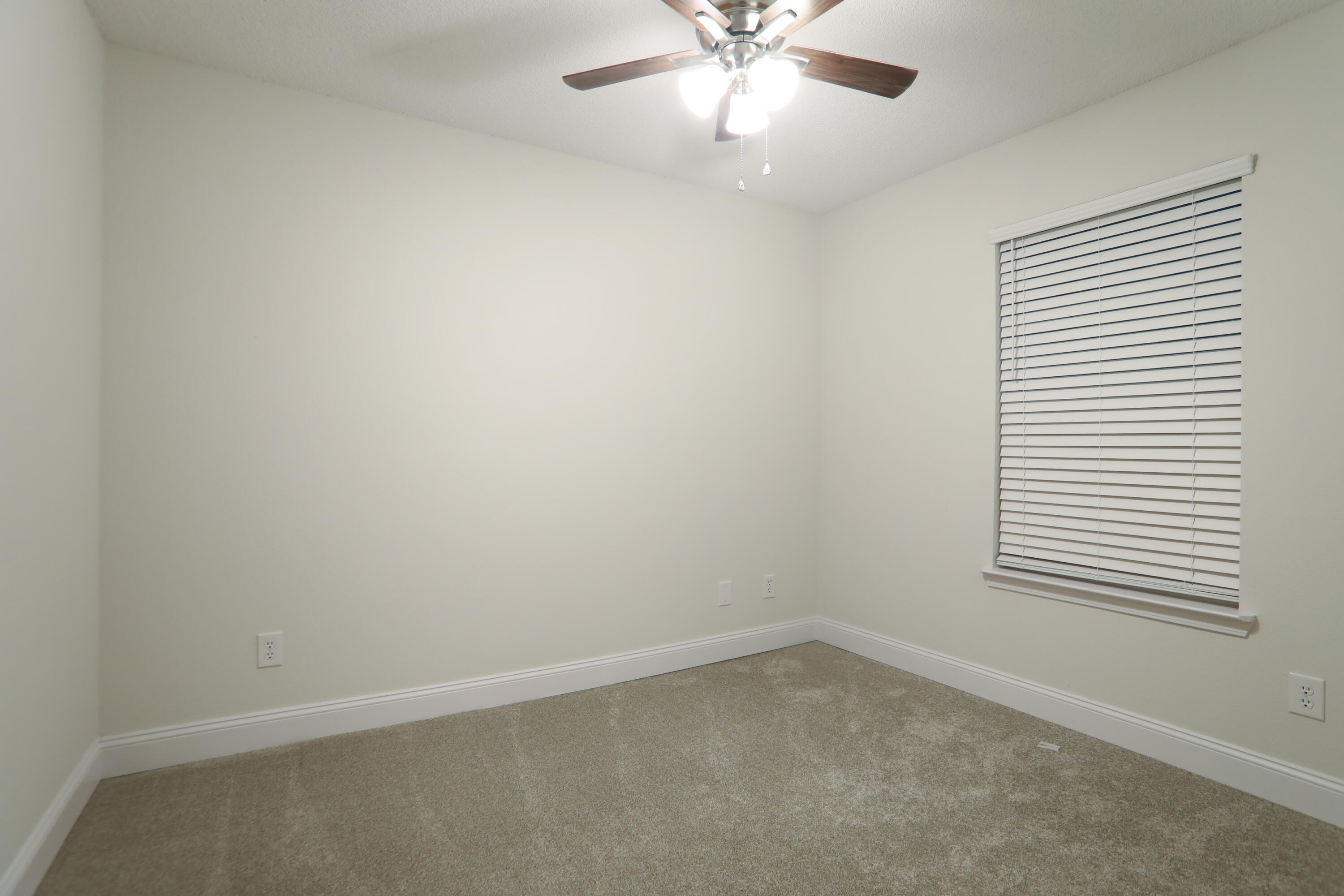 LEGEND POINTE ESTATES - Residential