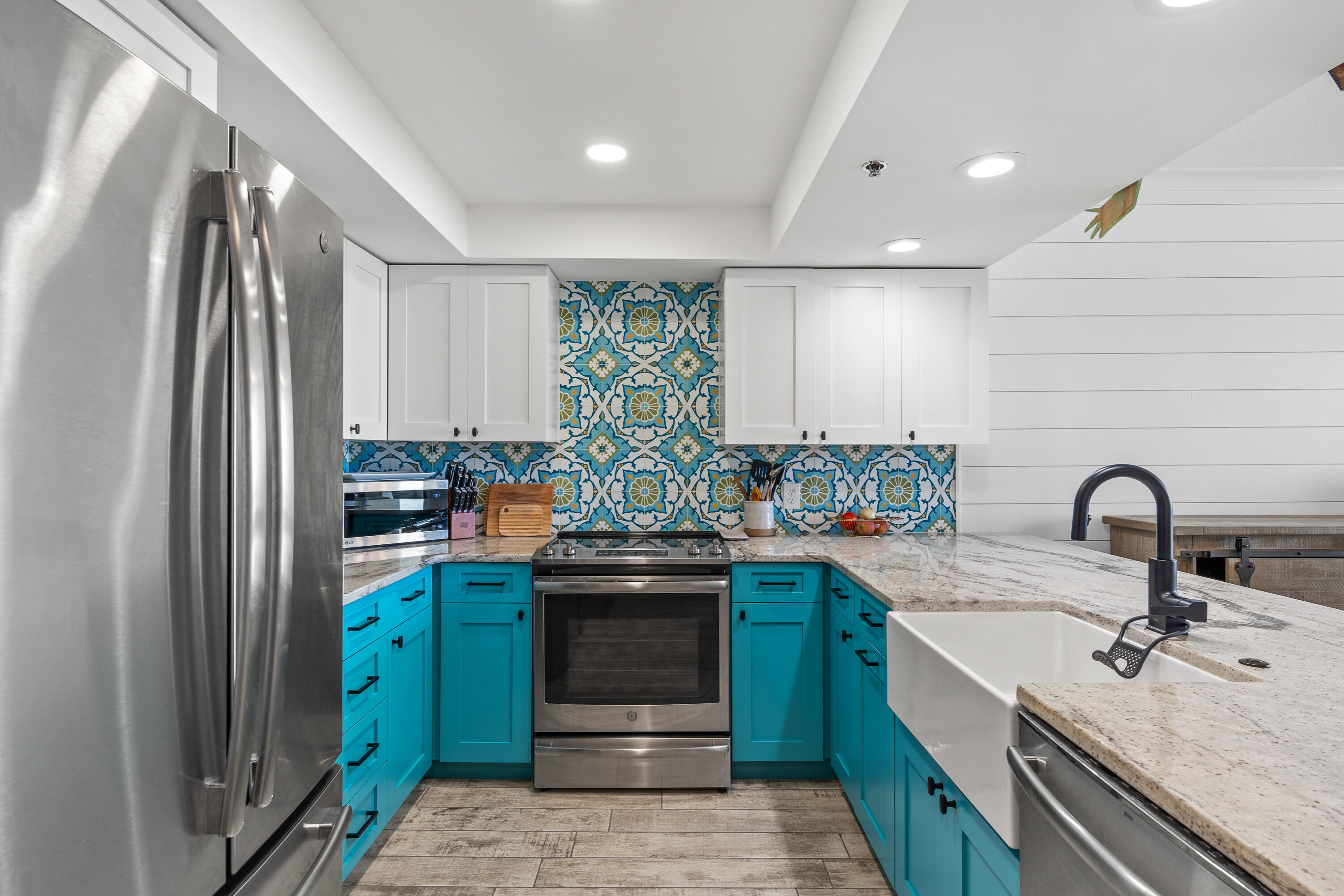 EAST PASS TOWERS CONDO - Residential