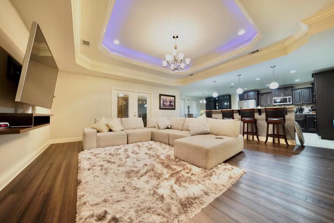 2nd ADD GARNIERS BCH LOT 17 BLK 7 - Residential