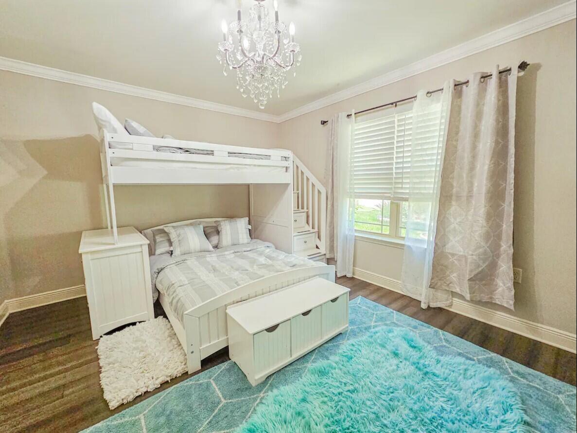 2nd ADD GARNIERS BCH LOT 17 BLK 7 - Residential