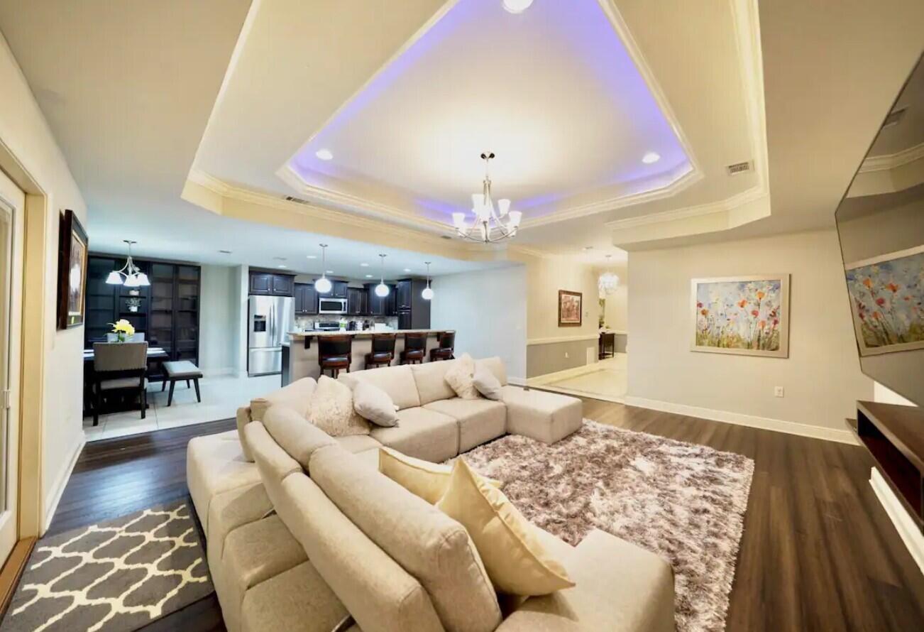 2nd ADD GARNIERS BCH LOT 17 BLK 7 - Residential
