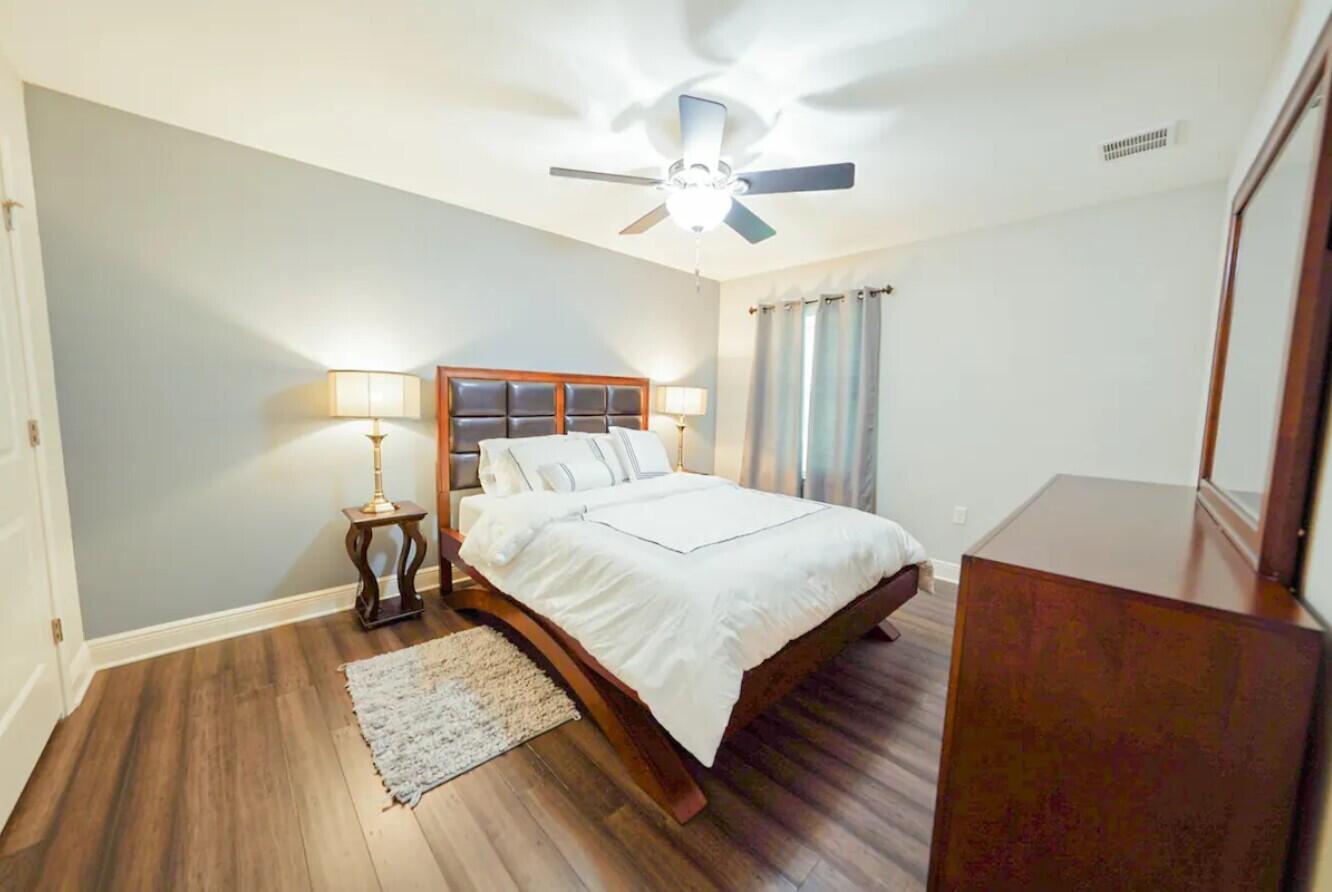 2nd ADD GARNIERS BCH LOT 17 BLK 7 - Residential
