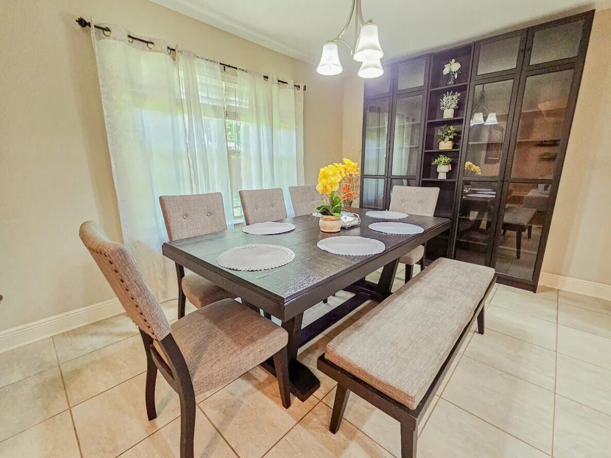 2nd ADD GARNIERS BCH LOT 17 BLK 7 - Residential