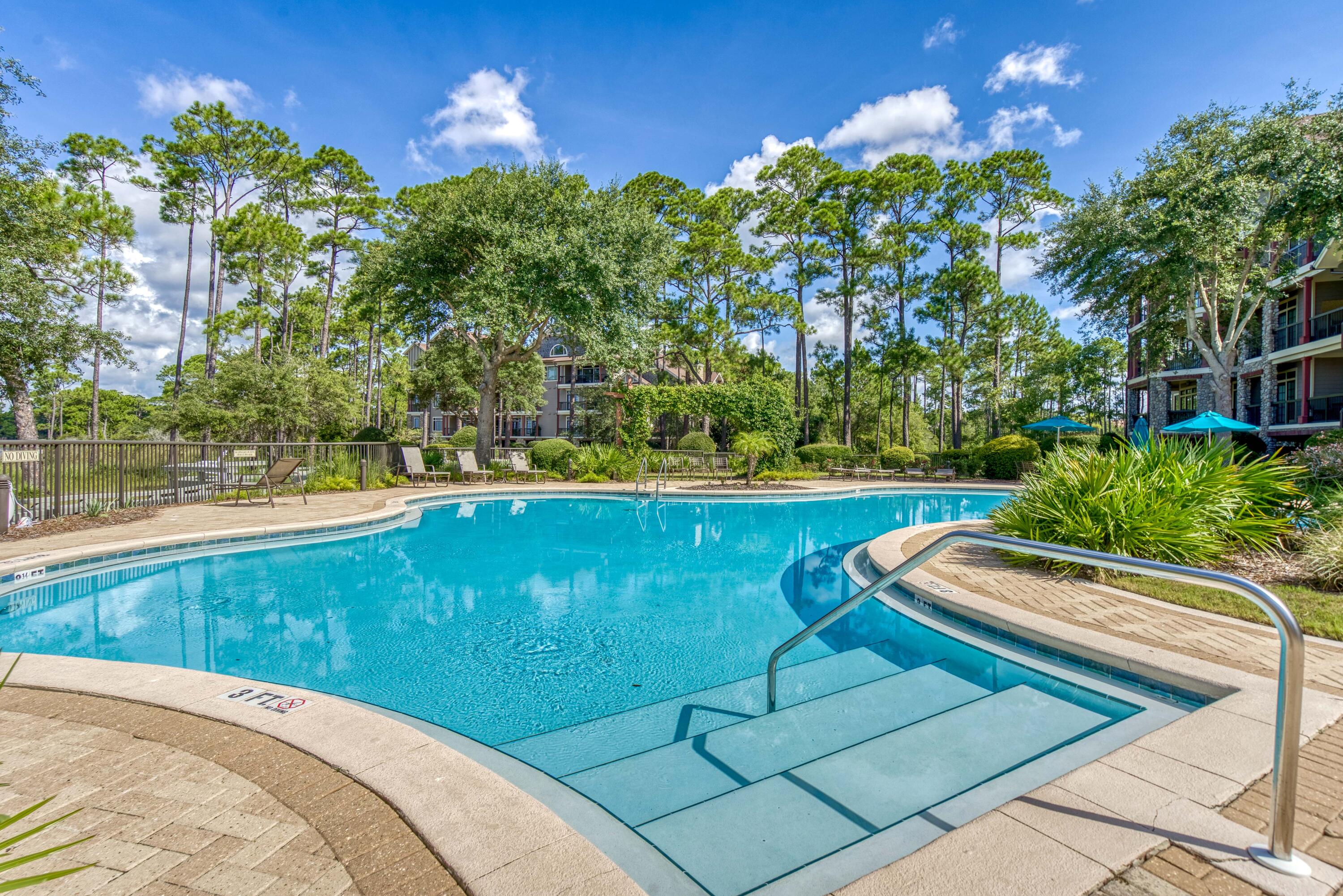 LINKSIDE AT WILD HERON - Residential