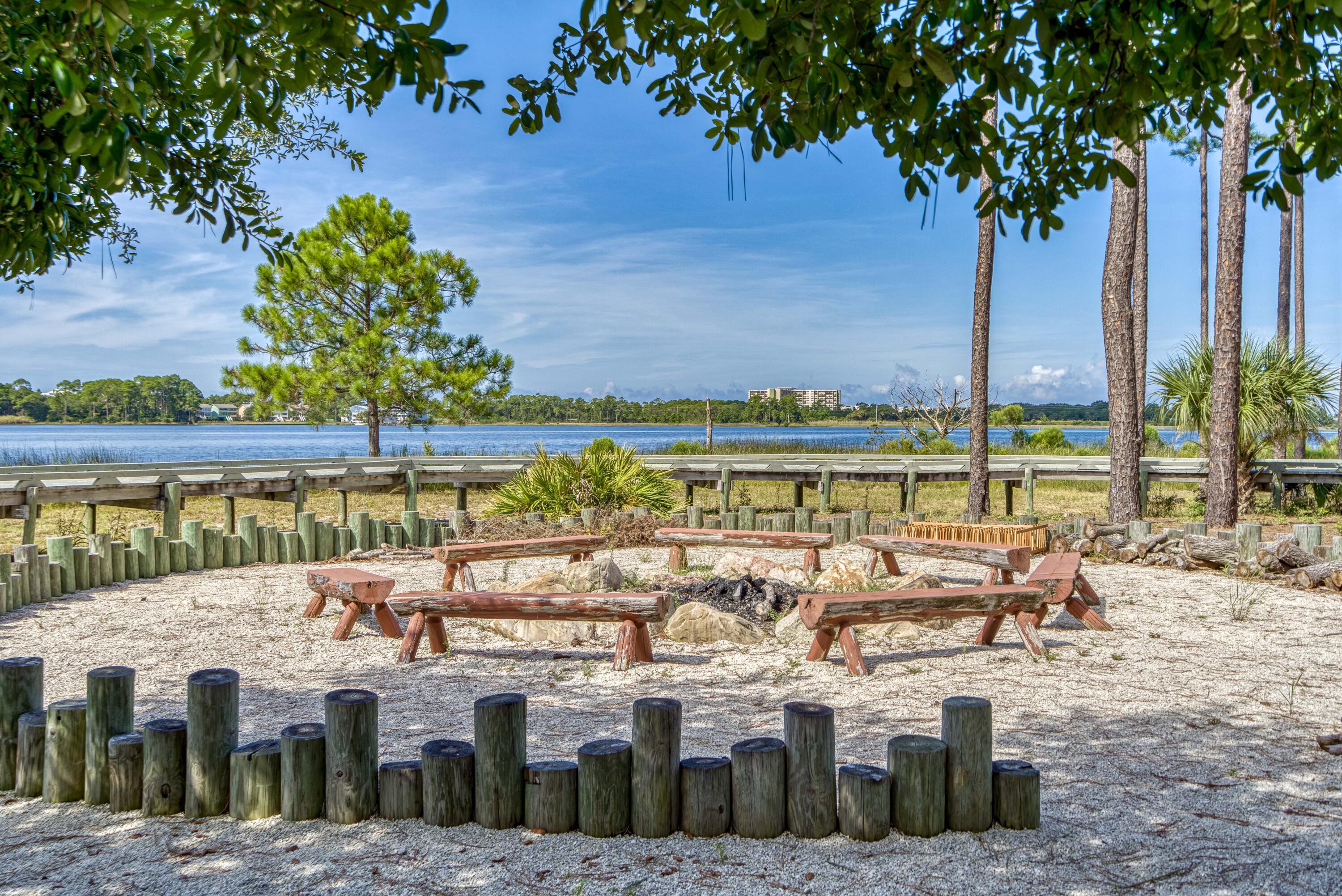 LINKSIDE AT WILD HERON - Residential