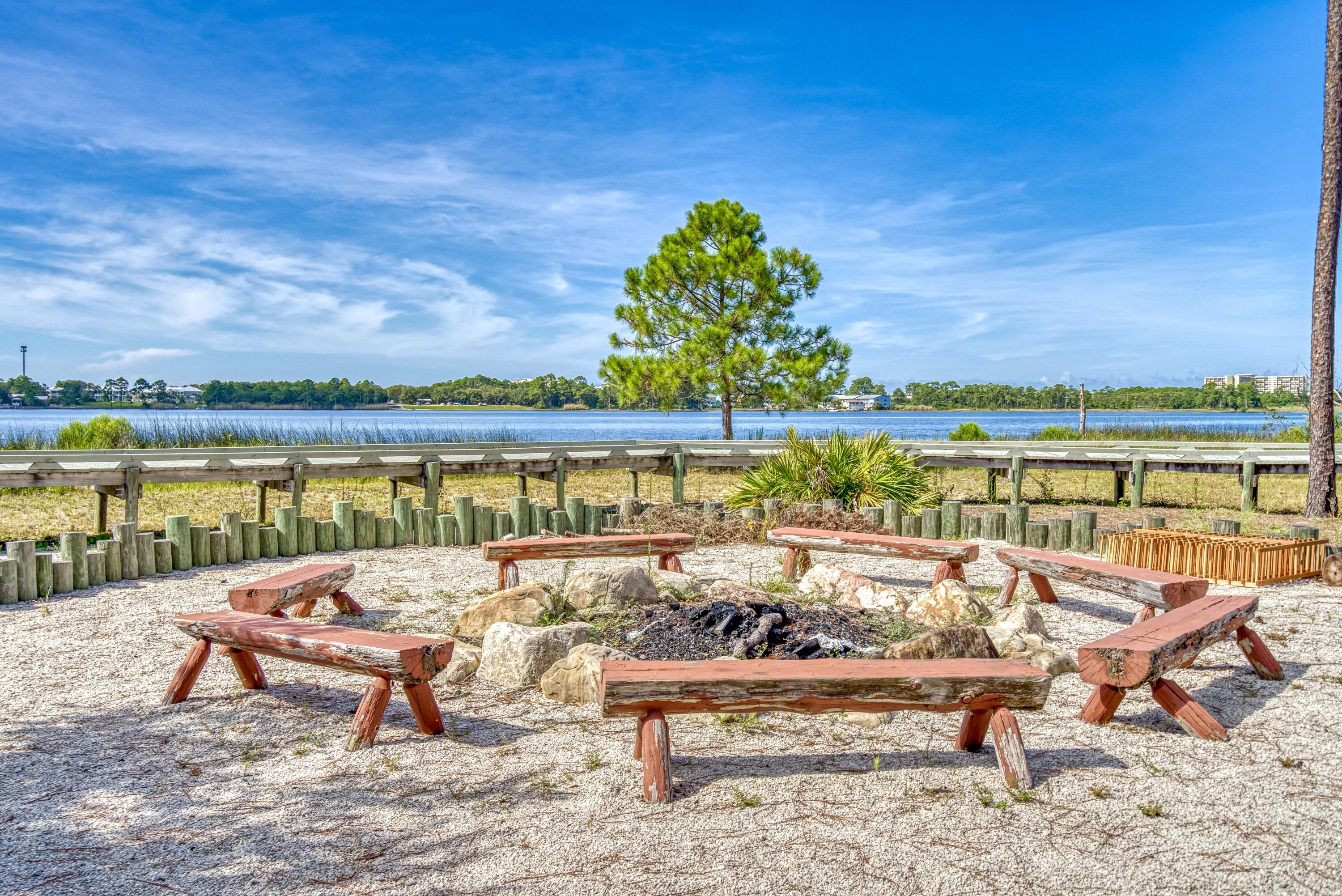 LINKSIDE AT WILD HERON - Residential