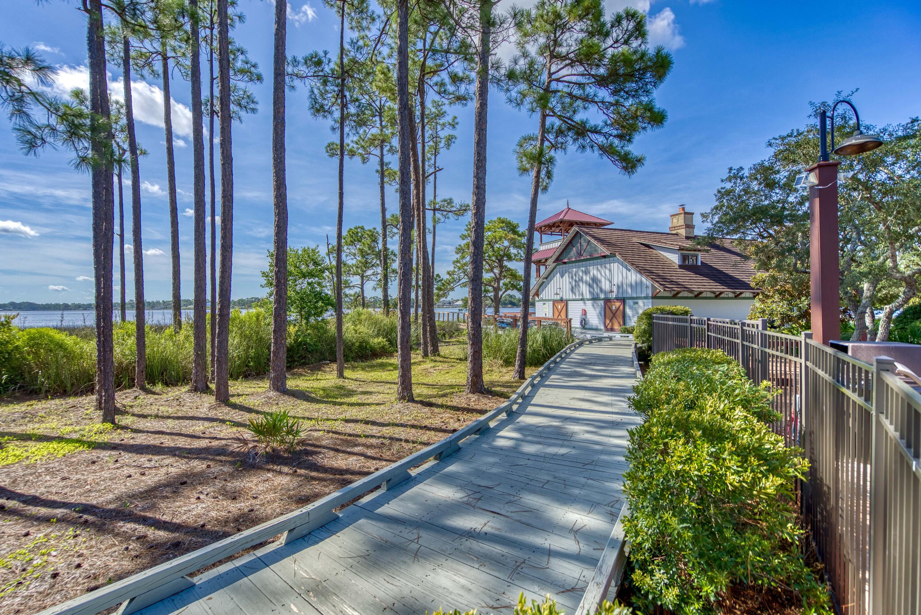 LINKSIDE AT WILD HERON - Residential