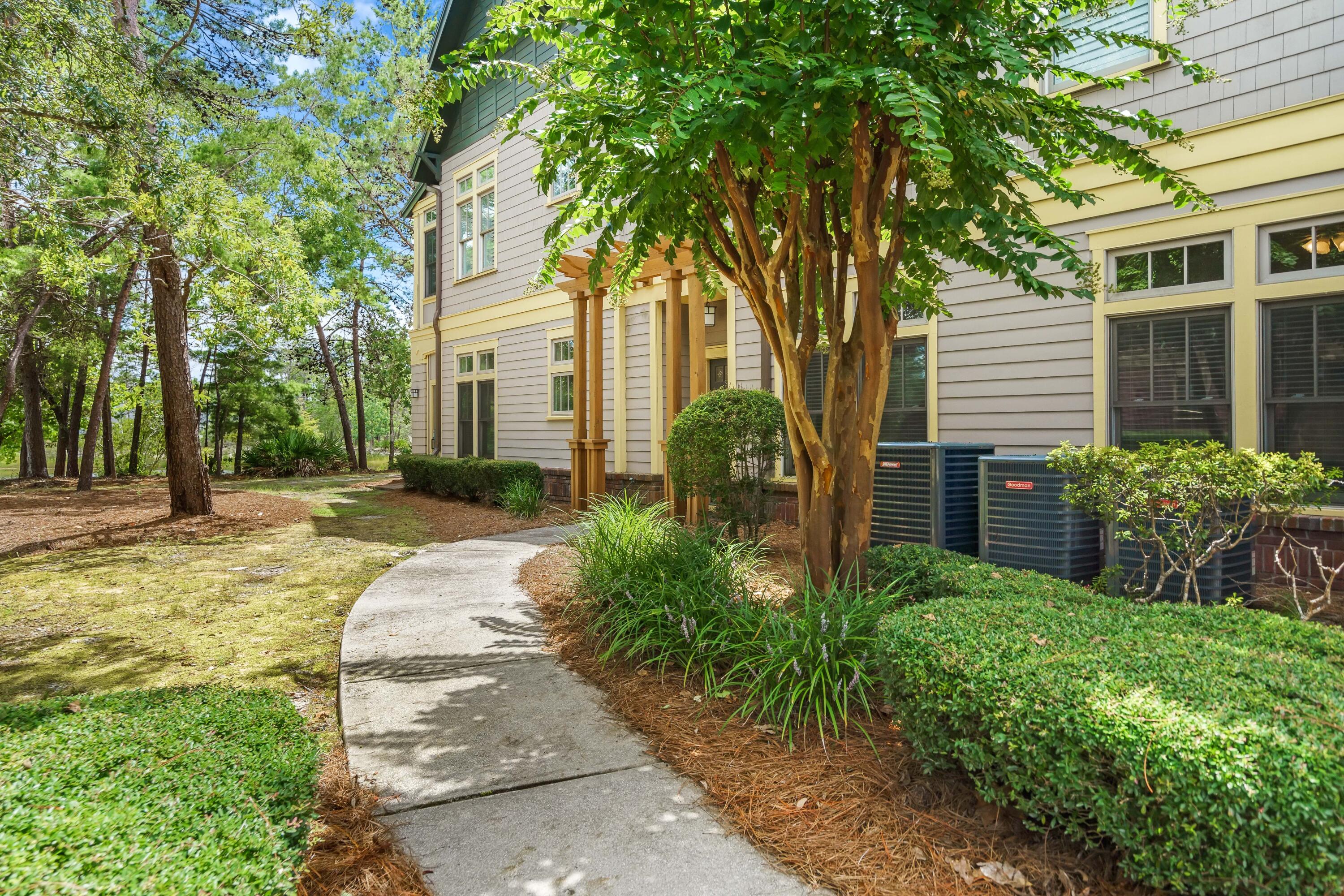 LINKSIDE AT WILD HERON - Residential