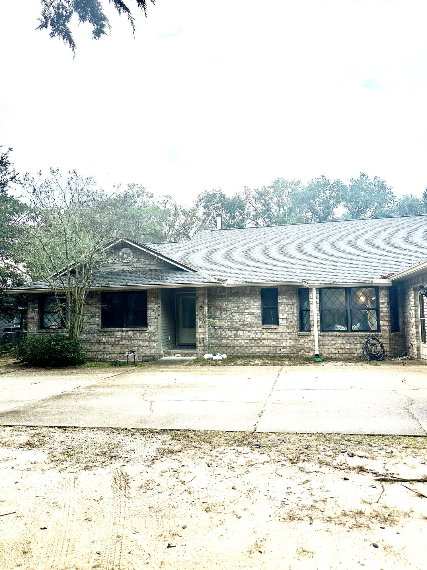 HICKORY SHORES - Residential