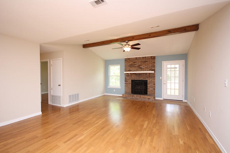 COUNTRYVIEW ESTATES 1ST ADDN - Residential