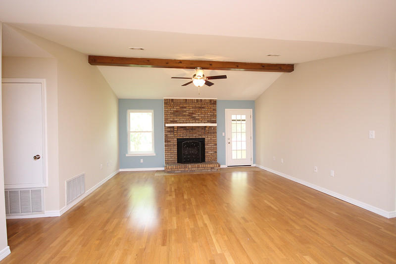 COUNTRYVIEW ESTATES 1ST ADDN - Residential