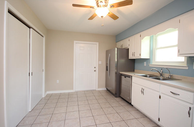 COUNTRYVIEW ESTATES 1ST ADDN - Residential