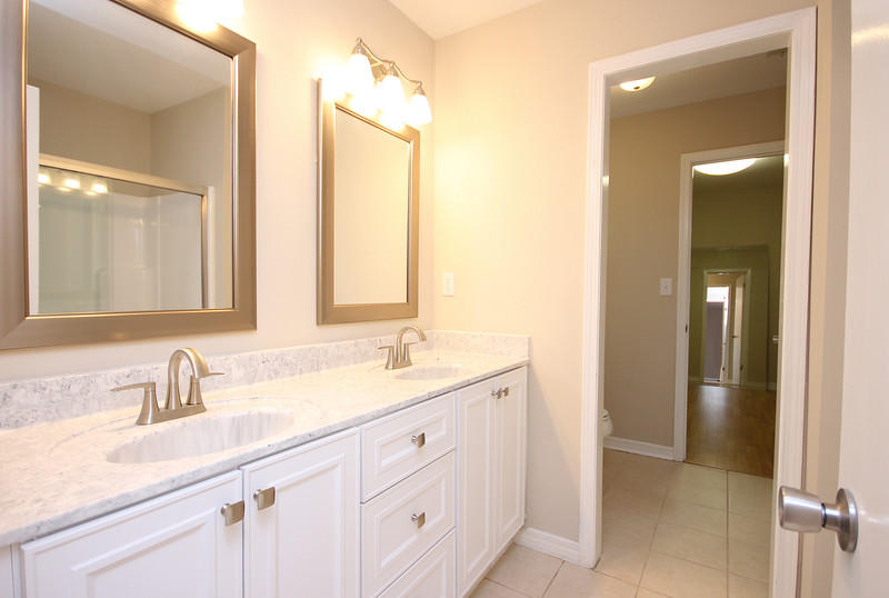 COUNTRYVIEW ESTATES 1ST ADDN - Residential