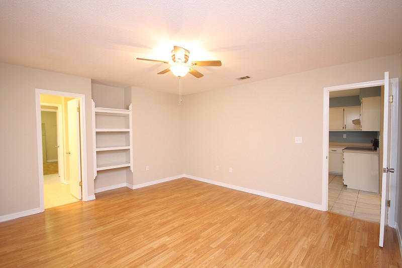 COUNTRYVIEW ESTATES 1ST ADDN - Residential