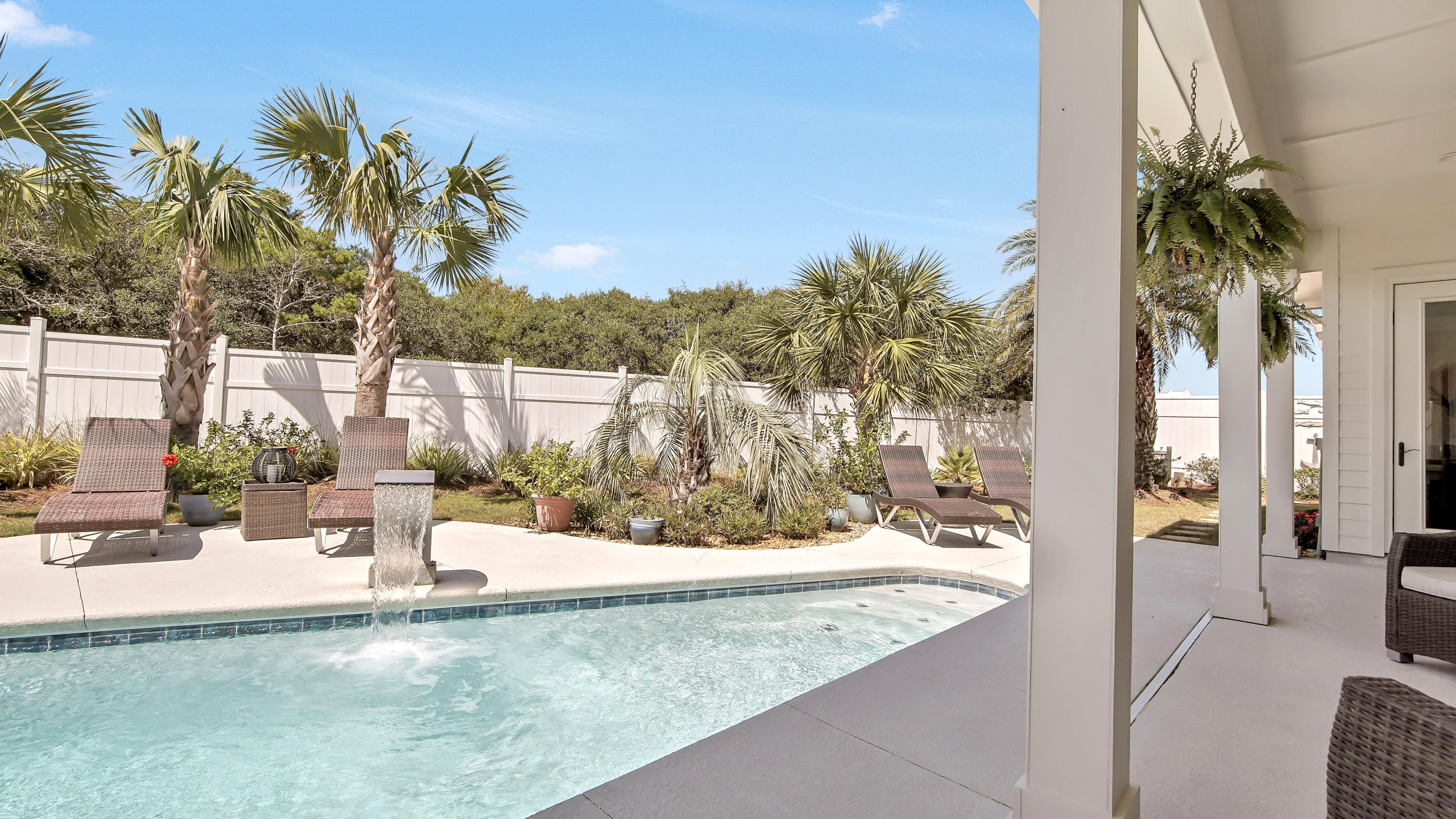 Sand Cliffs On the Gulf - Residential