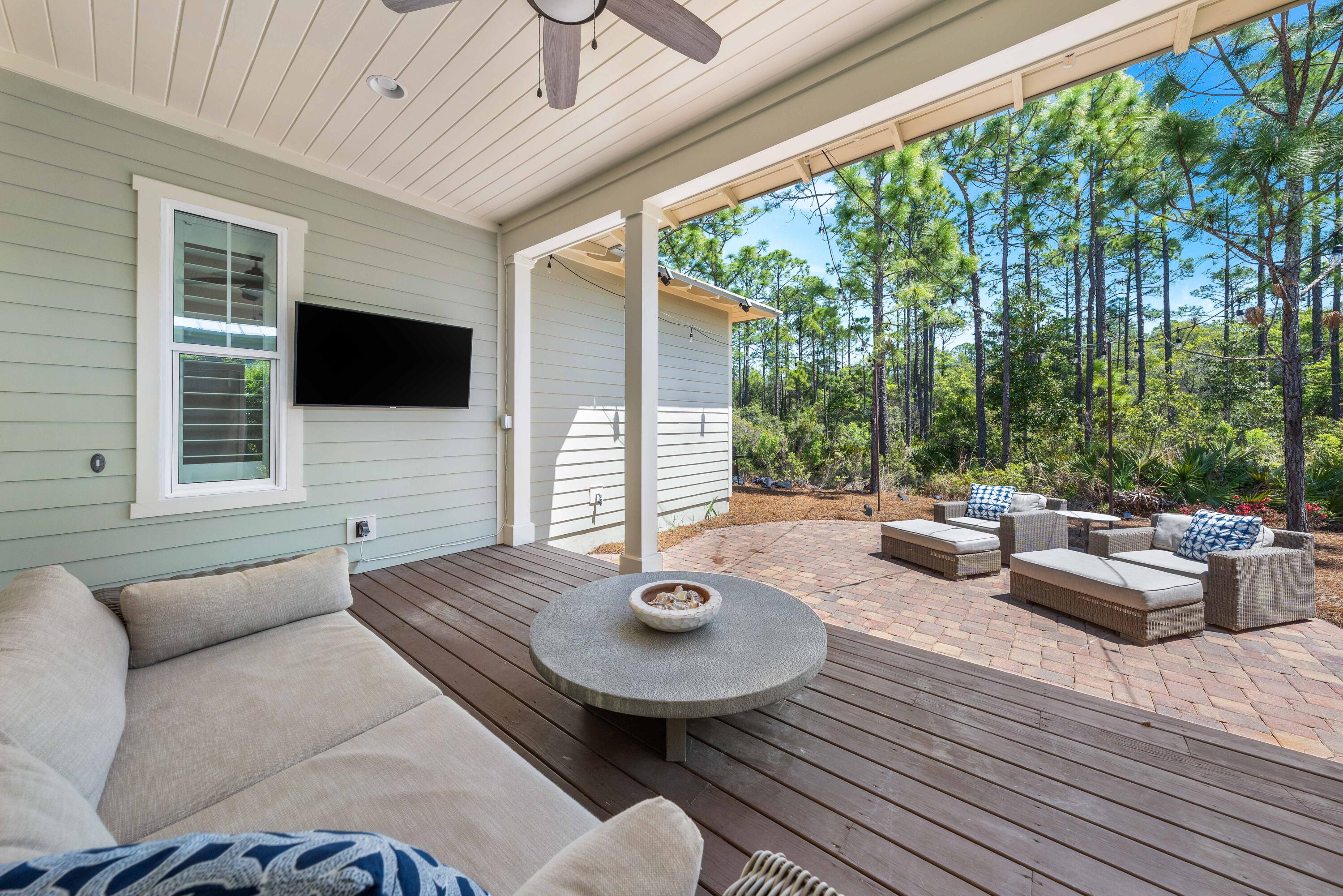 NATUREWALK AT SEAGROVE - Residential