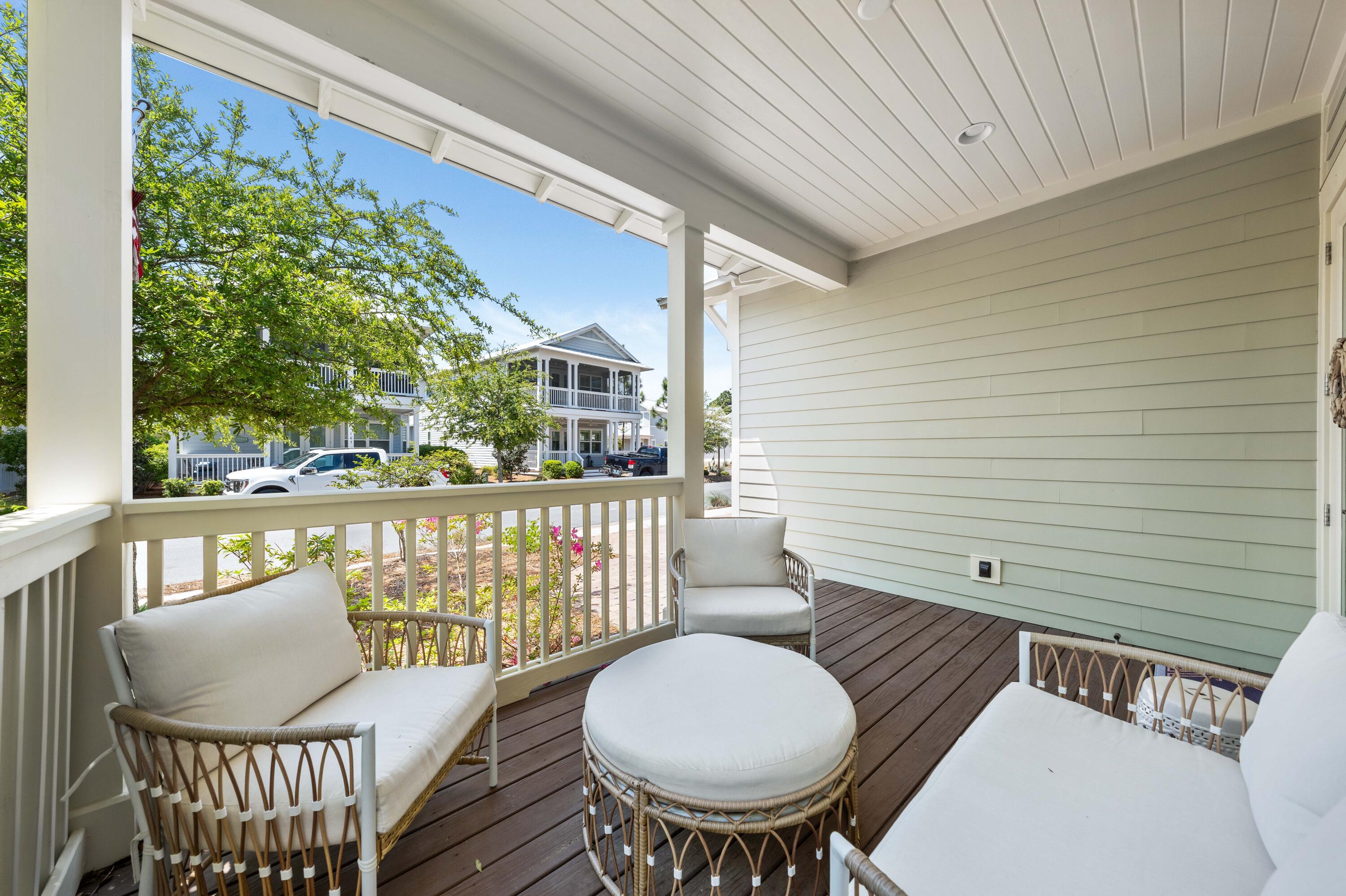NATUREWALK AT SEAGROVE - Residential