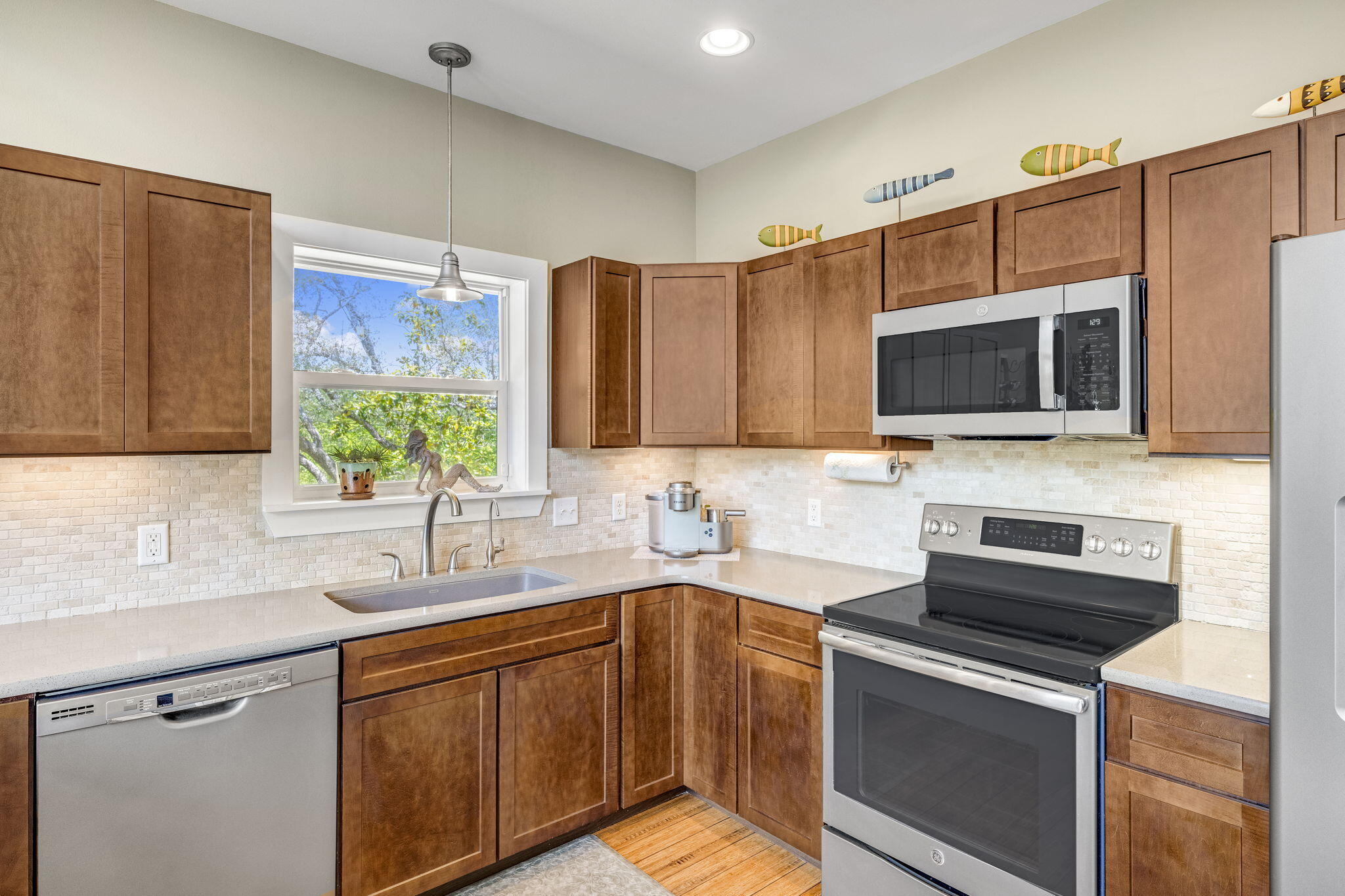 BURNT MILL CREEK - Residential