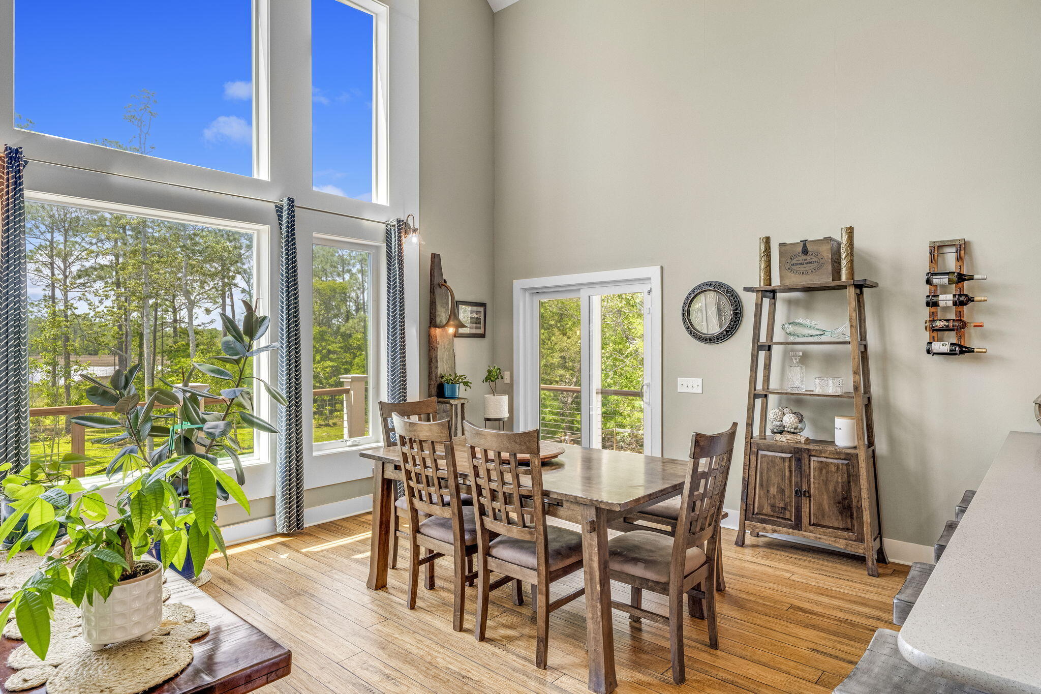 BURNT MILL CREEK - Residential