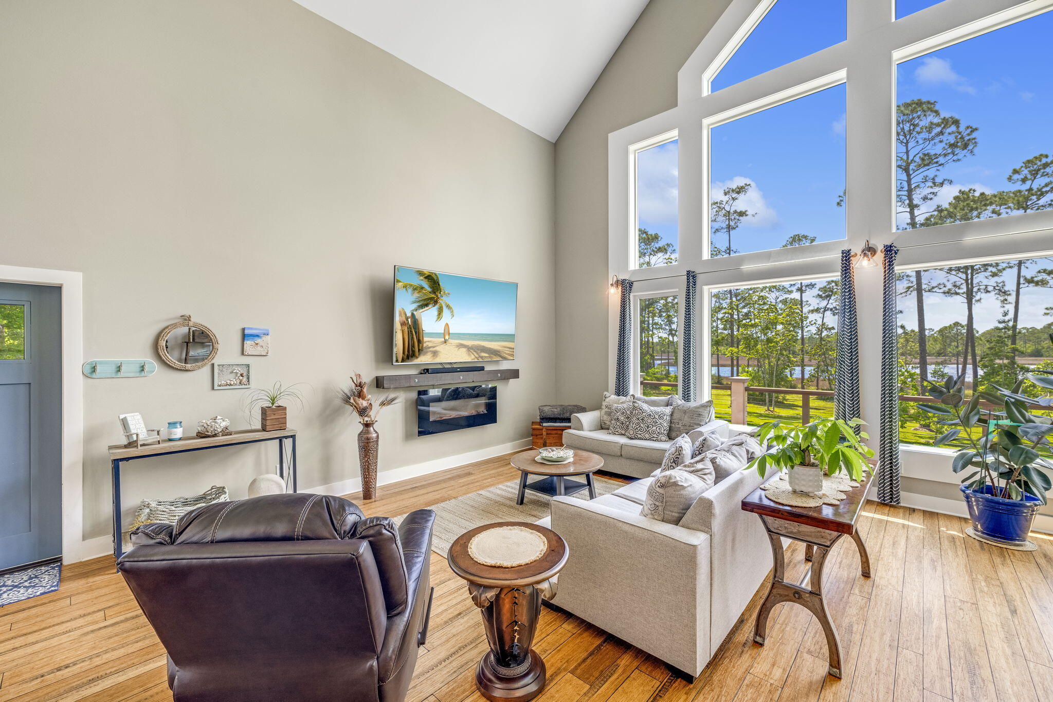 BURNT MILL CREEK - Residential