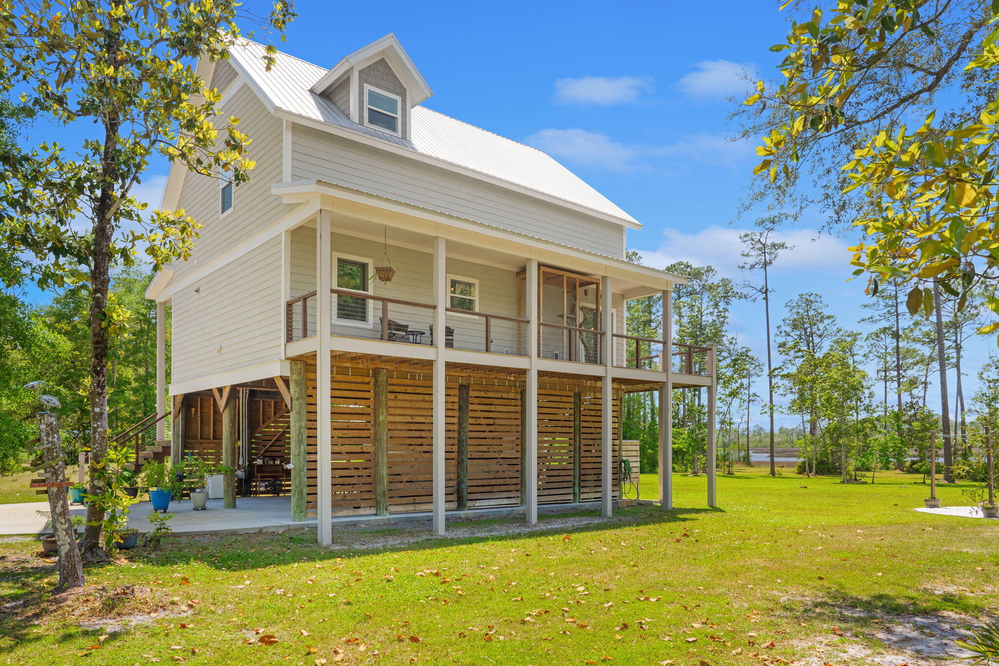 BURNT MILL CREEK - Residential