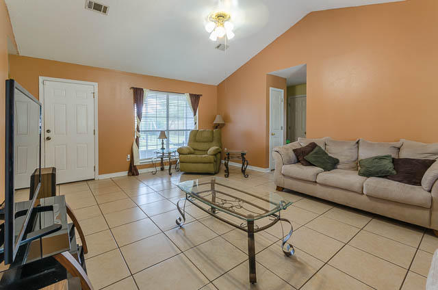 NAVARRE S/D 2ND ADDN - Residential