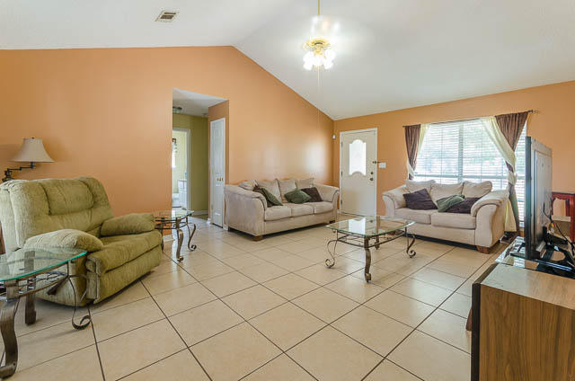 NAVARRE S/D 2ND ADDN - Residential