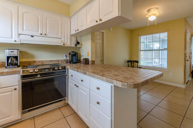 NAVARRE S/D 2ND ADDN - Residential