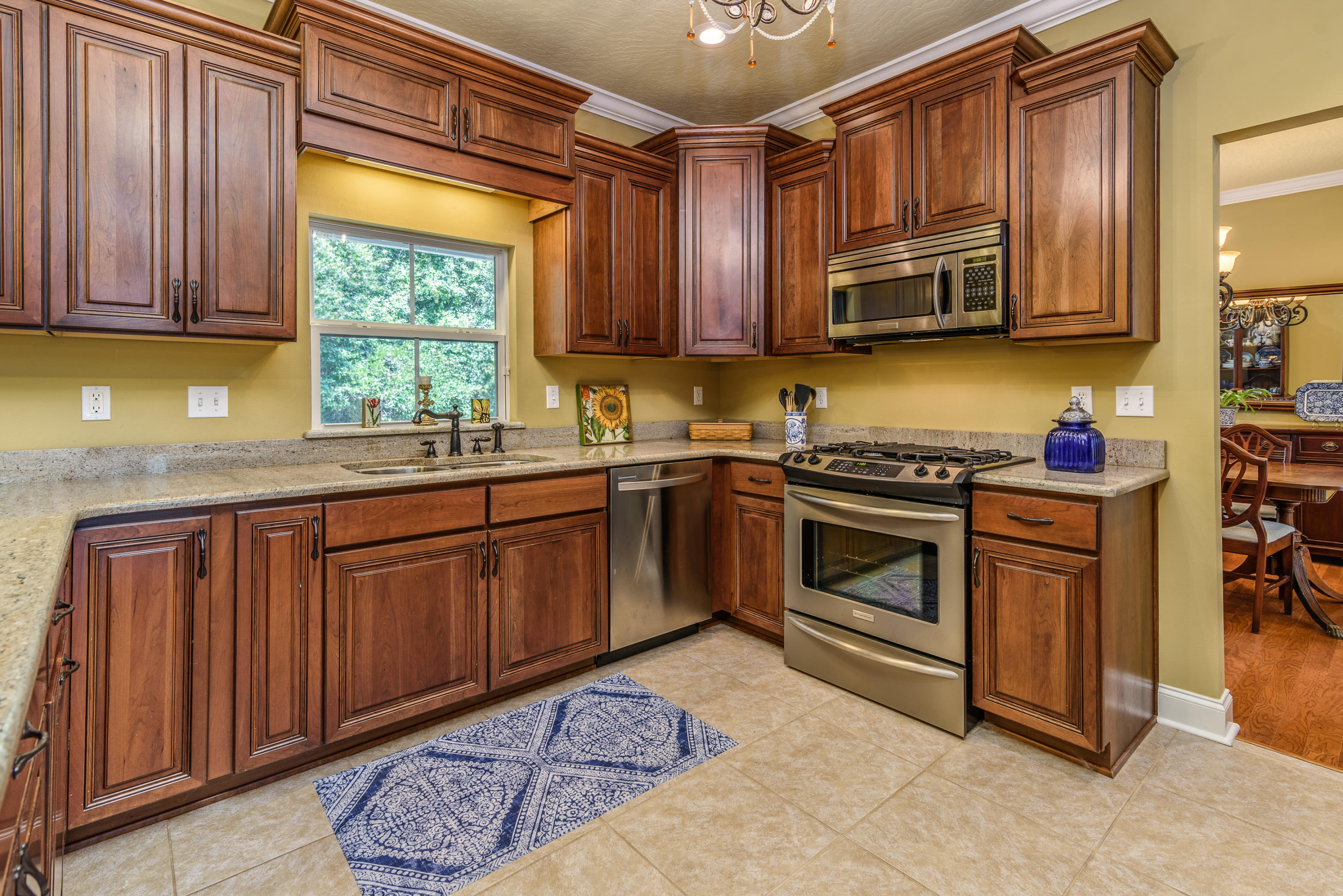 PLANTATION OAKS OF MARY ESTHER - Residential