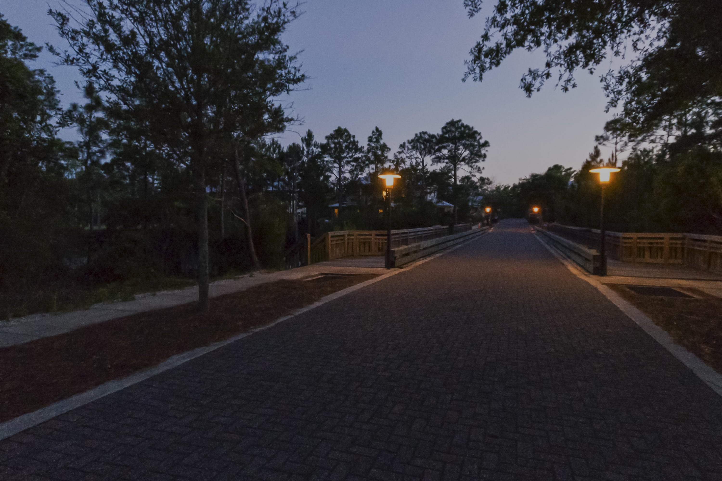 FOREST LAKES - Residential