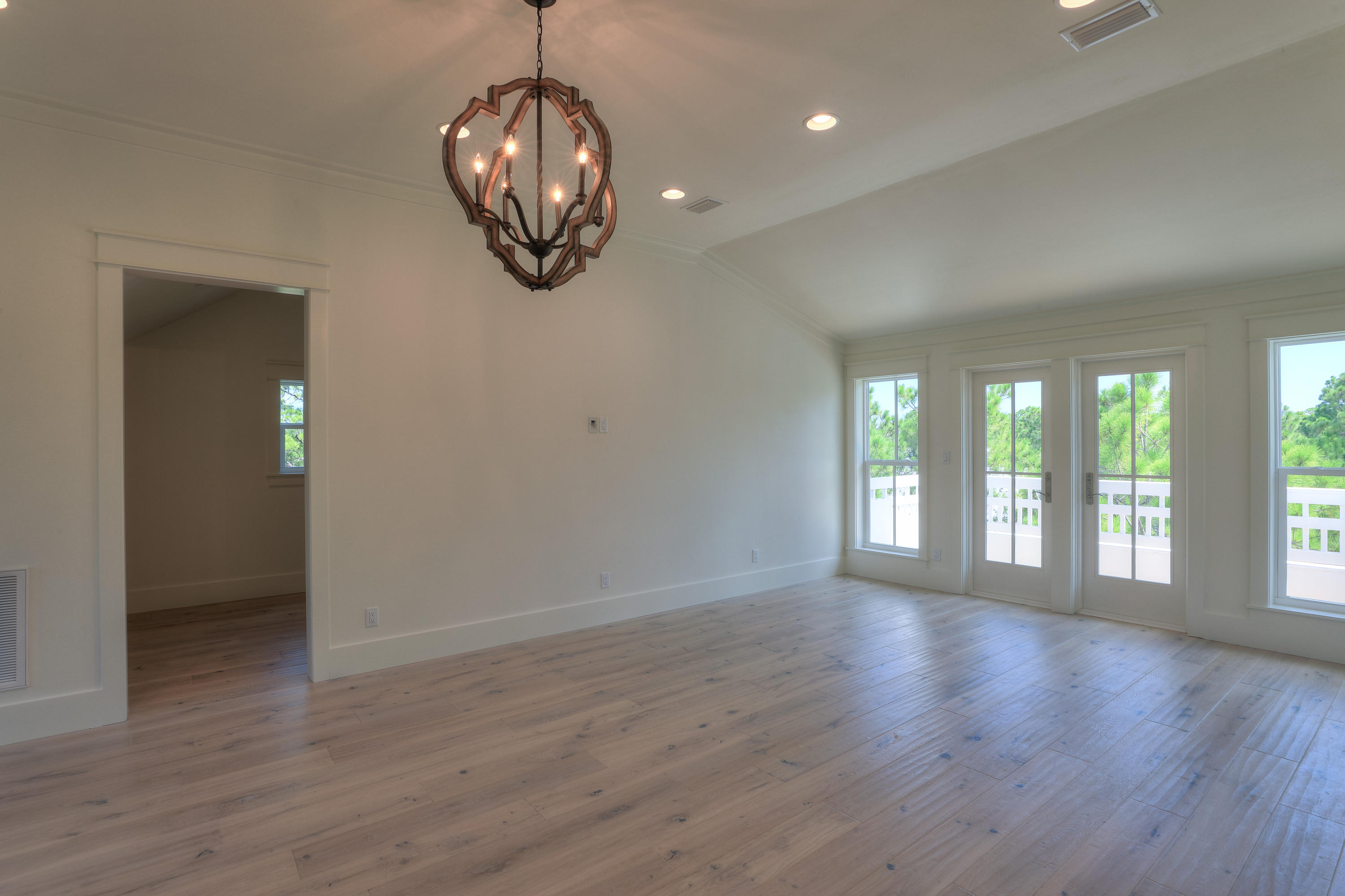 FOREST LAKES - Residential