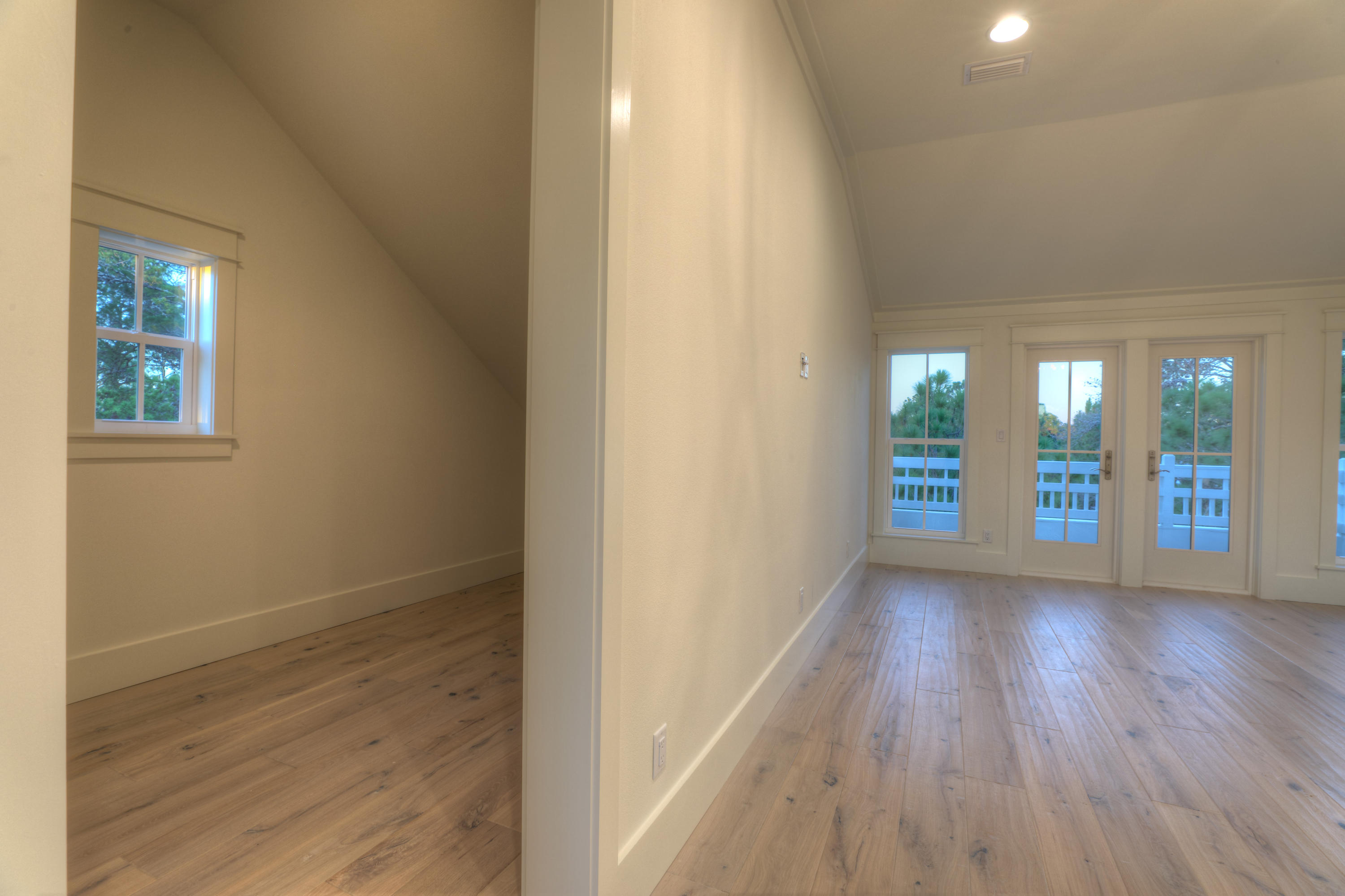 FOREST LAKES - Residential