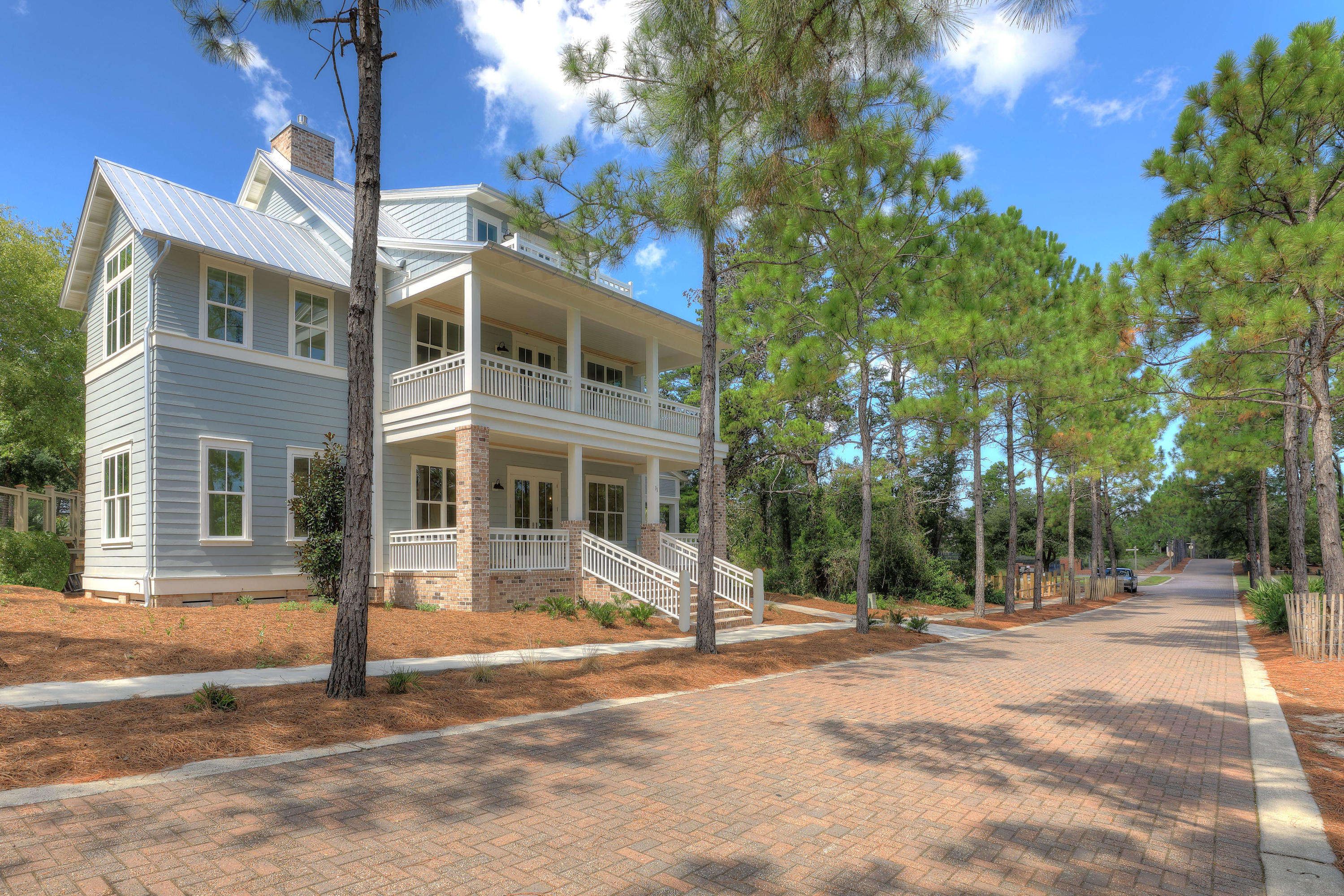 FOREST LAKES - Residential