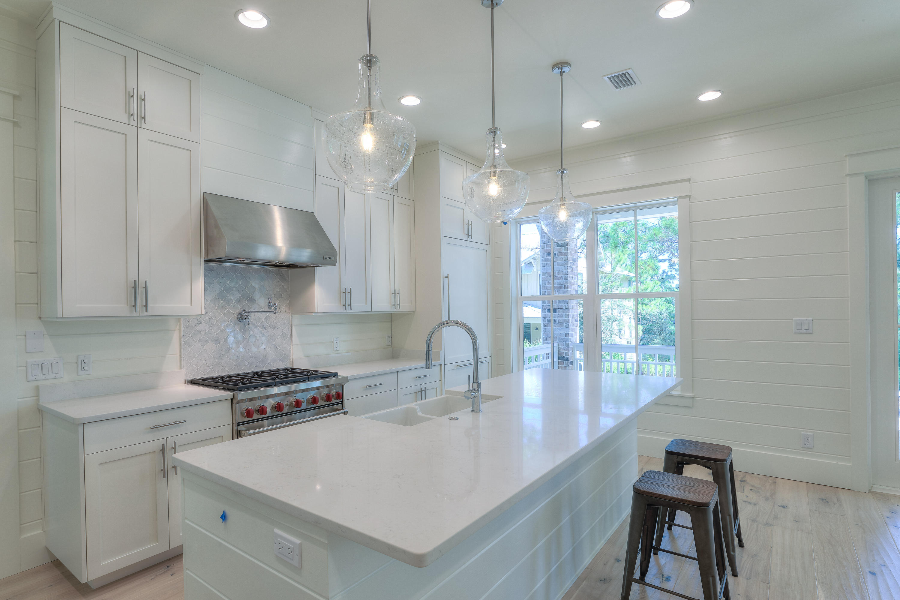 FOREST LAKES - Residential