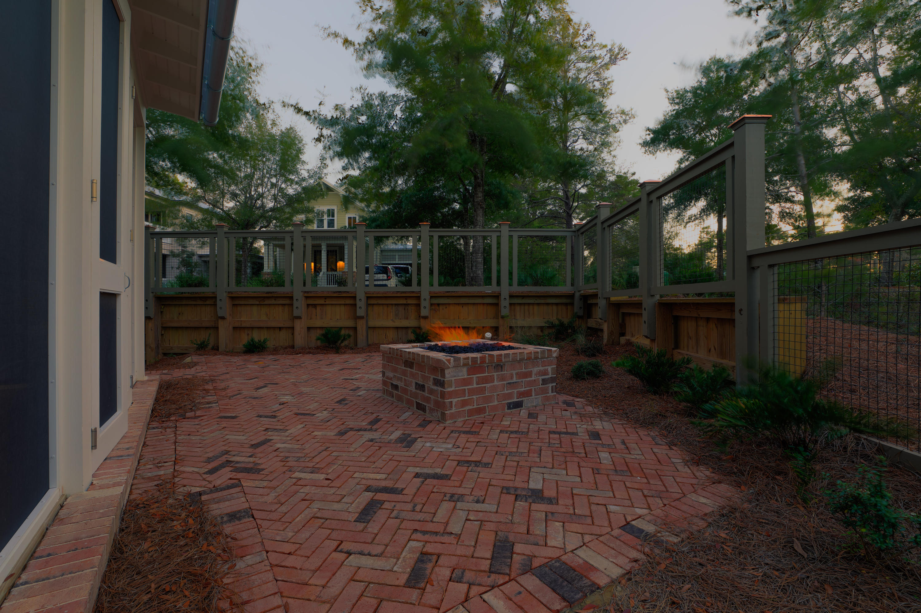 FOREST LAKES - Residential