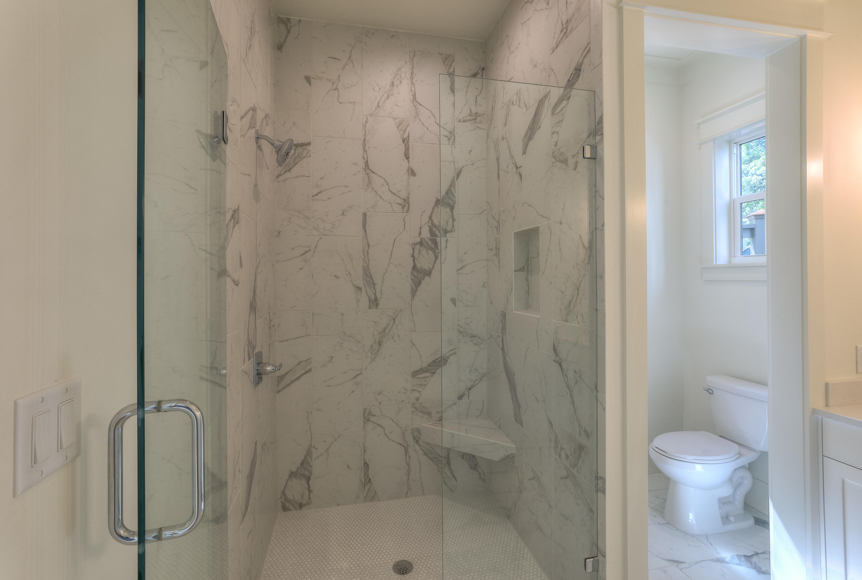 FOREST LAKES - Residential