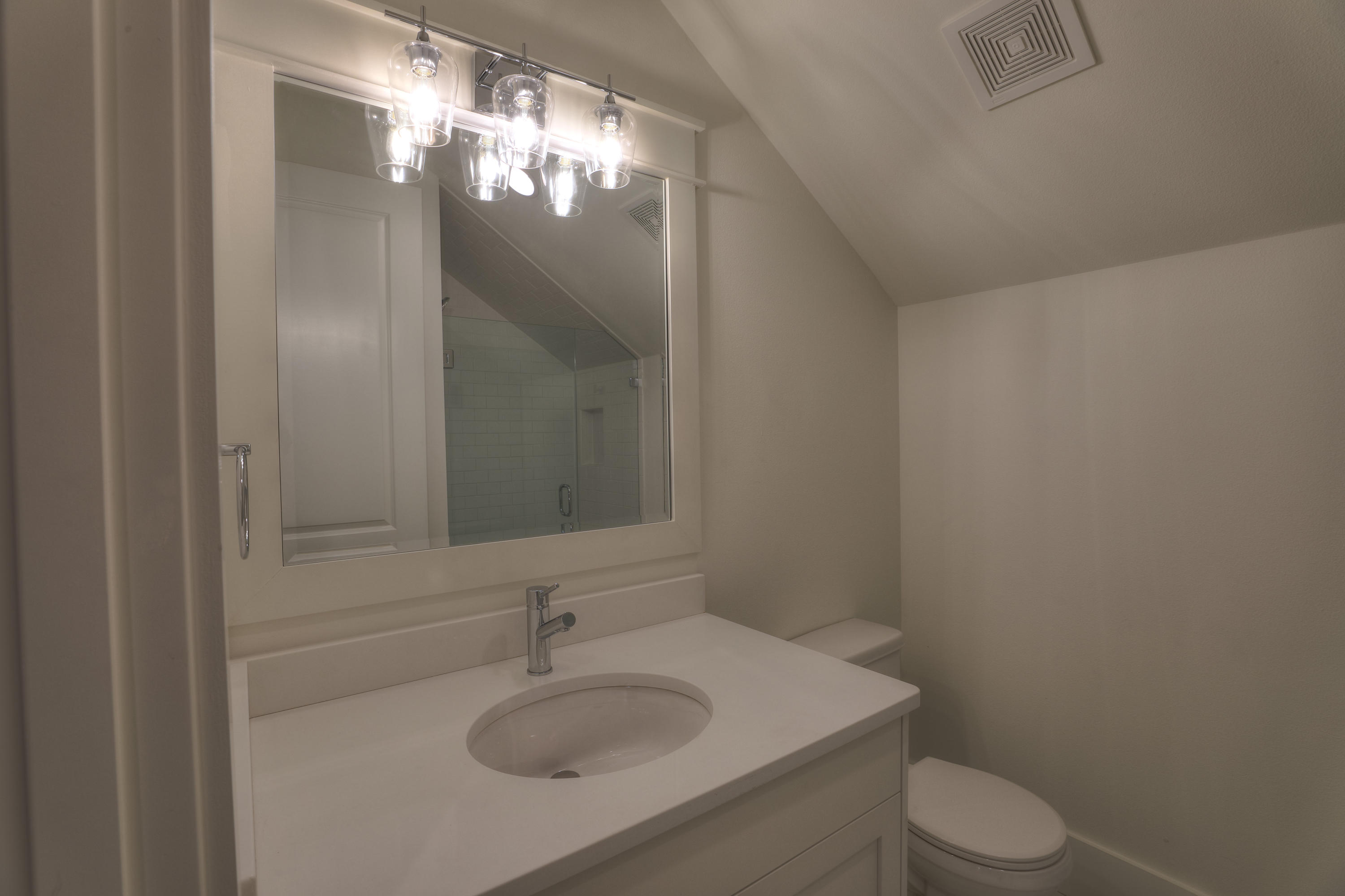 FOREST LAKES - Residential