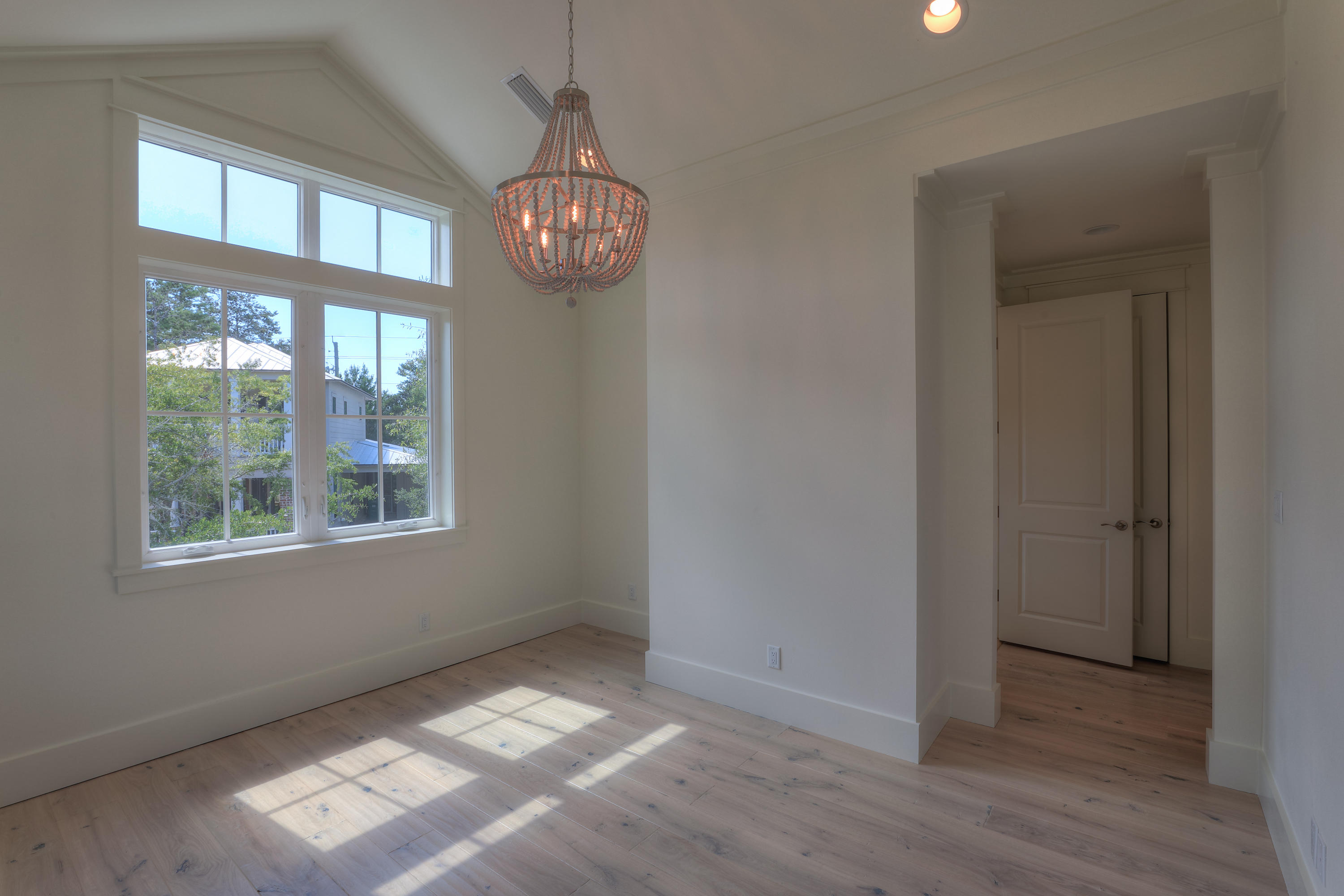 FOREST LAKES - Residential