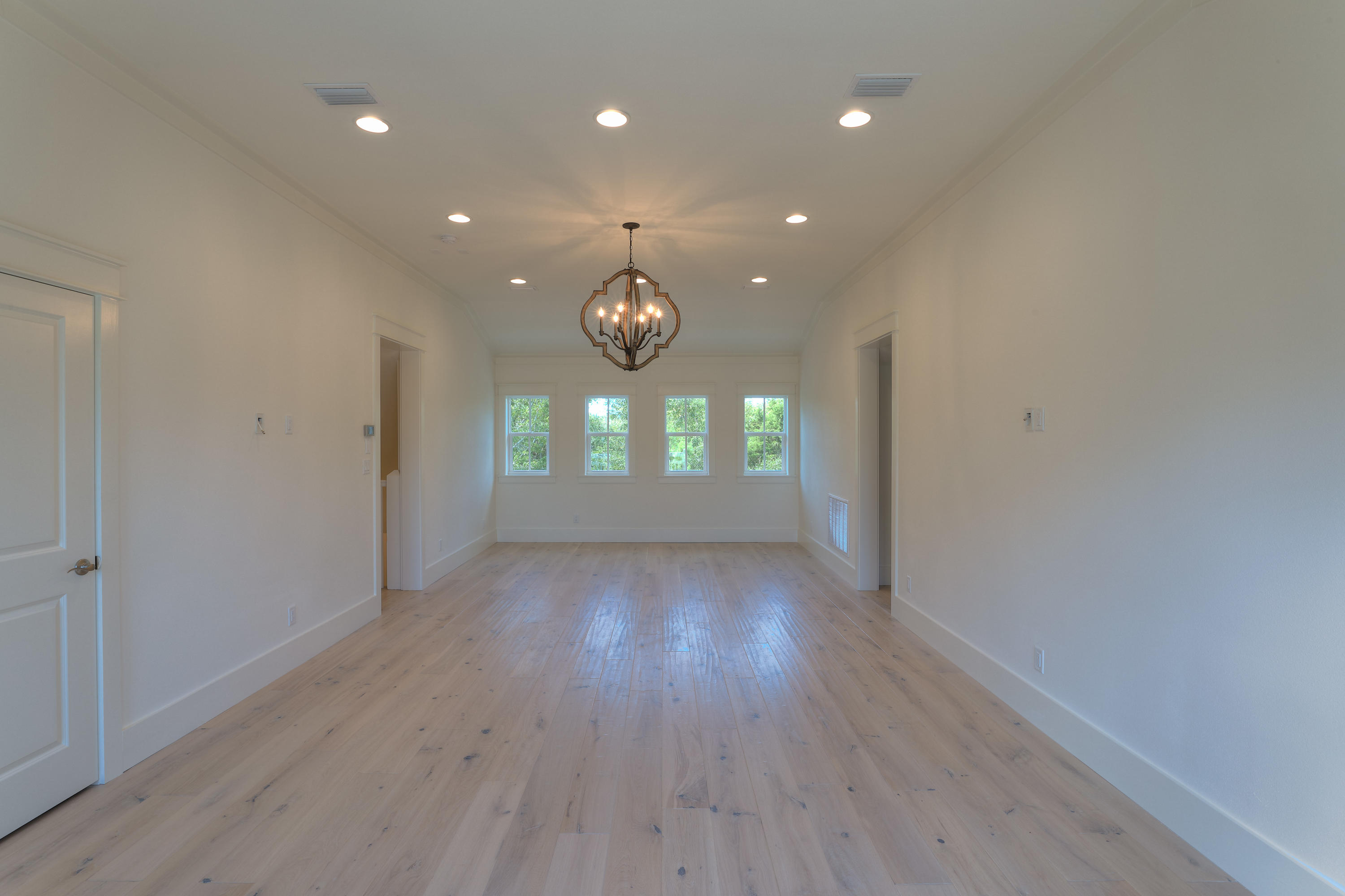 FOREST LAKES - Residential