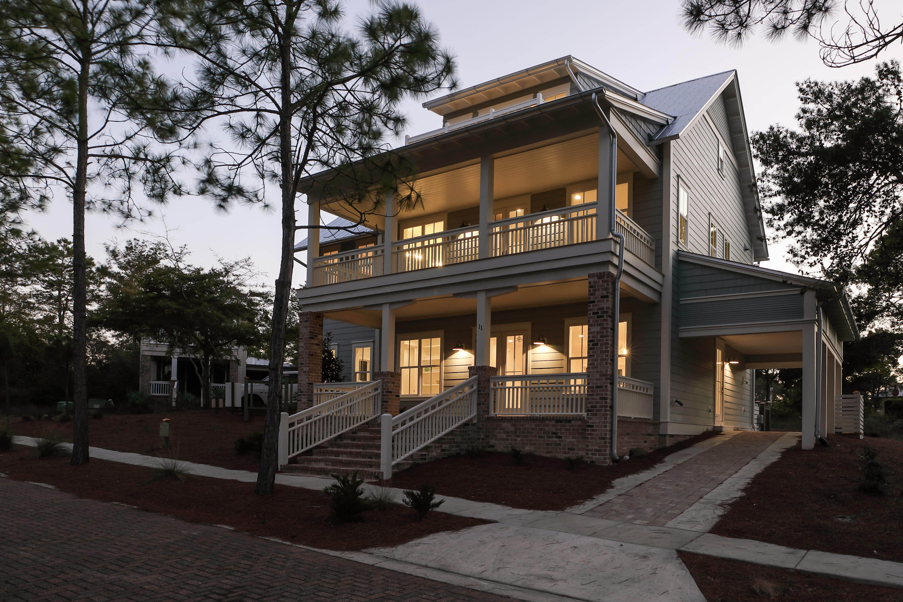 FOREST LAKES - Residential